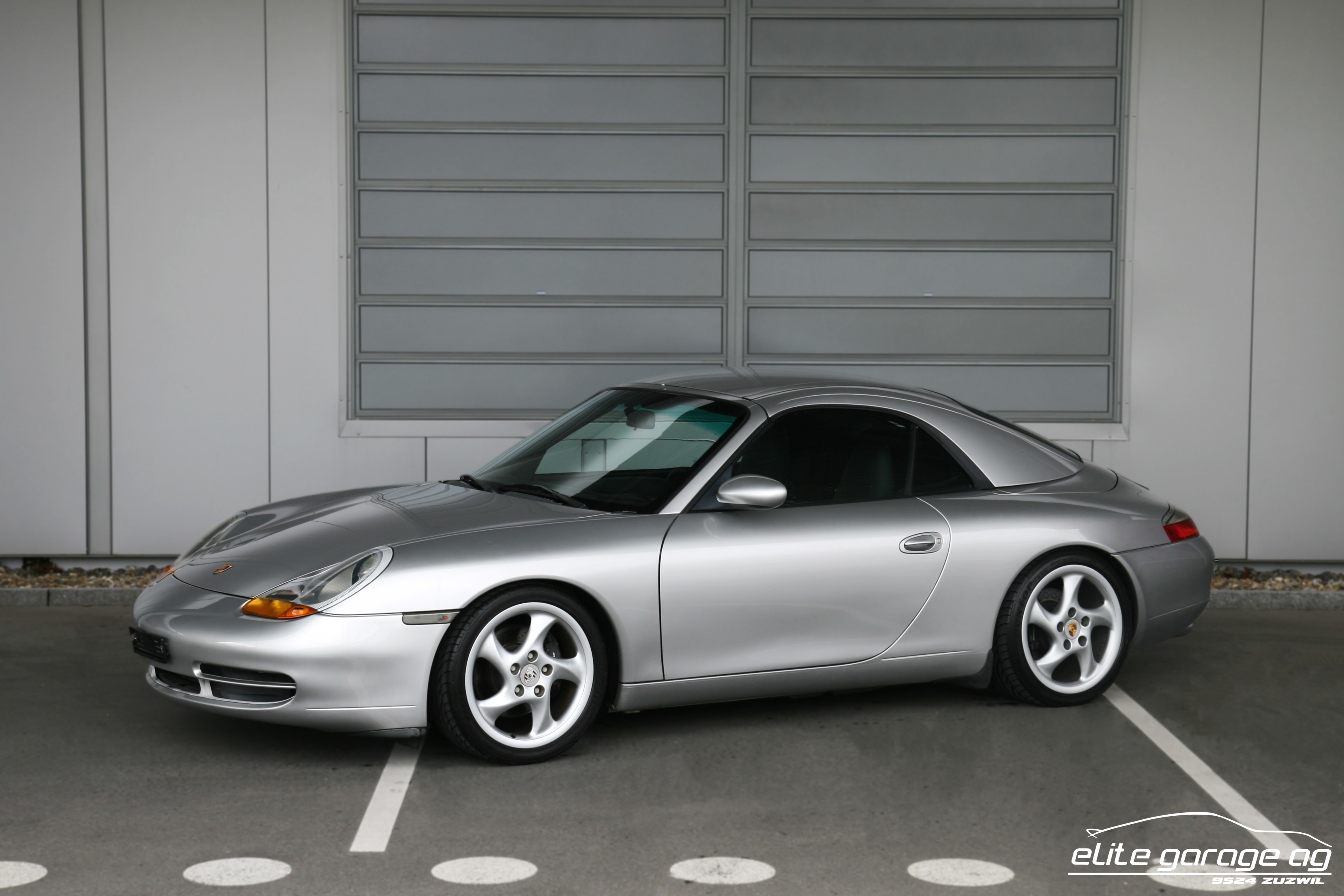 PORSCHE 911 Carrera Cabrio