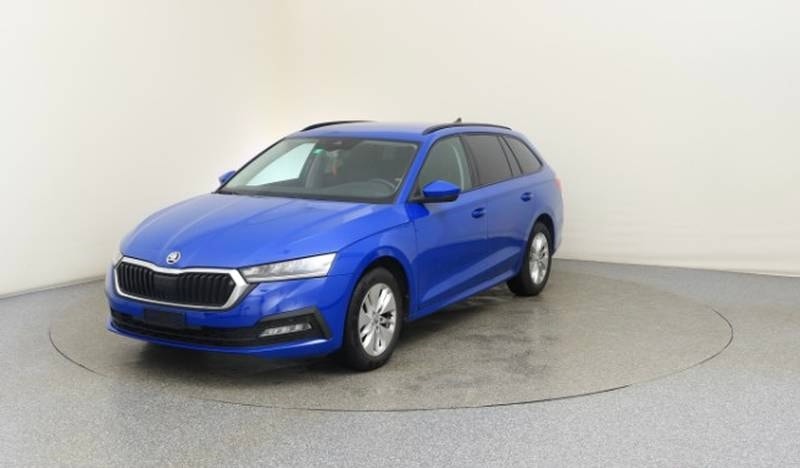 SKODA Octavia Combi 2.0 TDI DSG Ambition