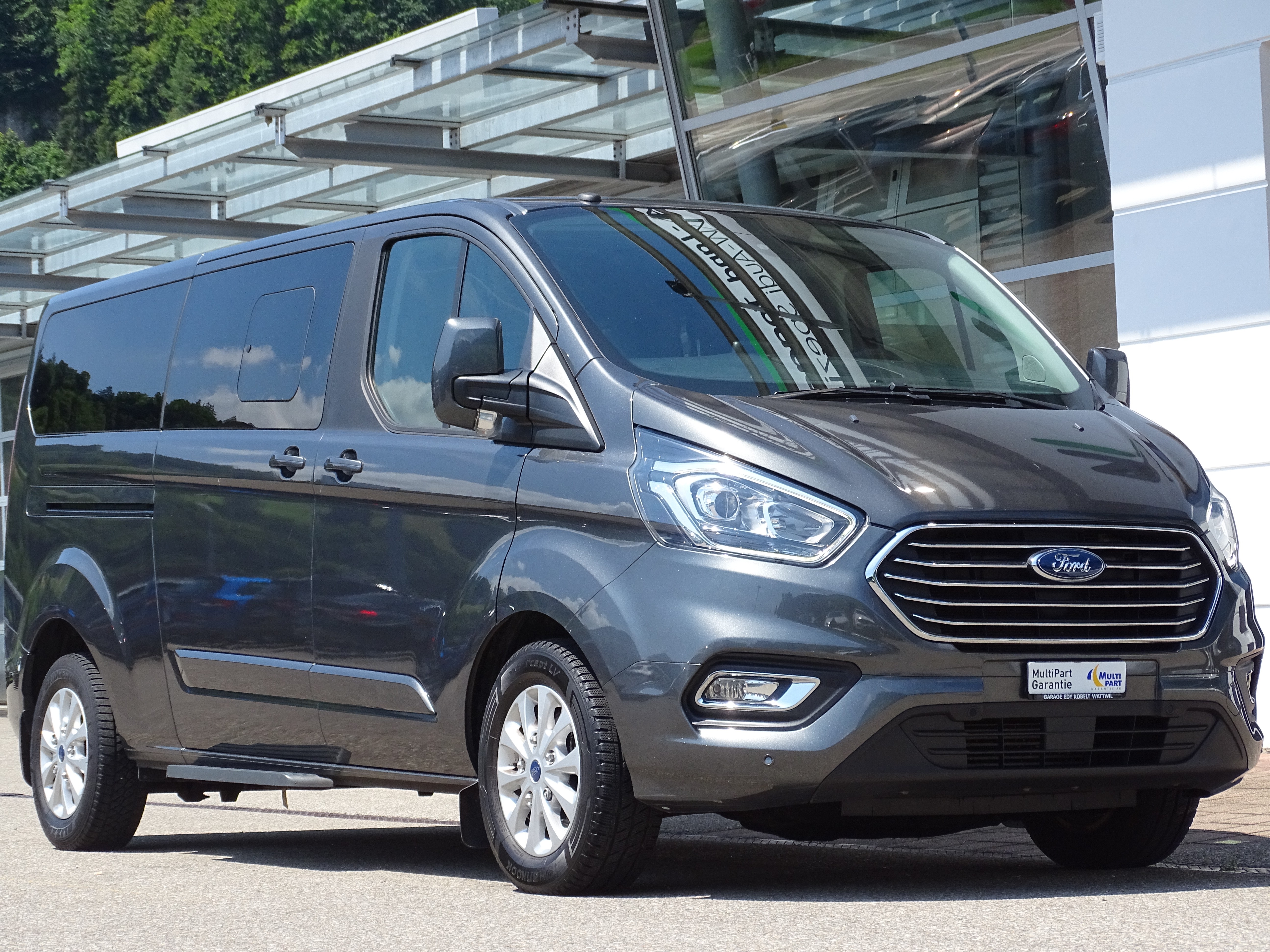 FORD Tourneo Custom 320 L2H1 Titanium