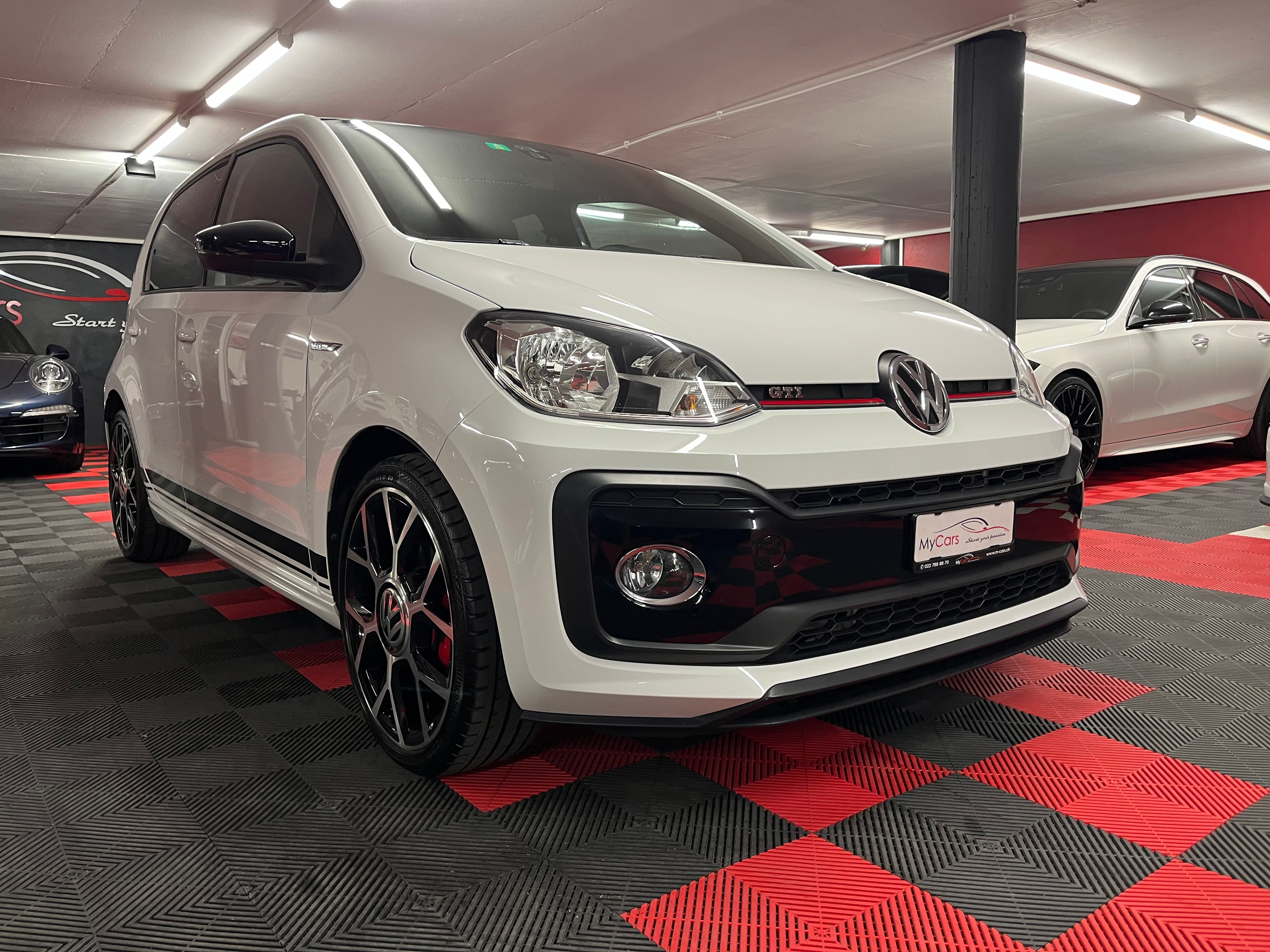 VW Up 1.0 TSI GTI