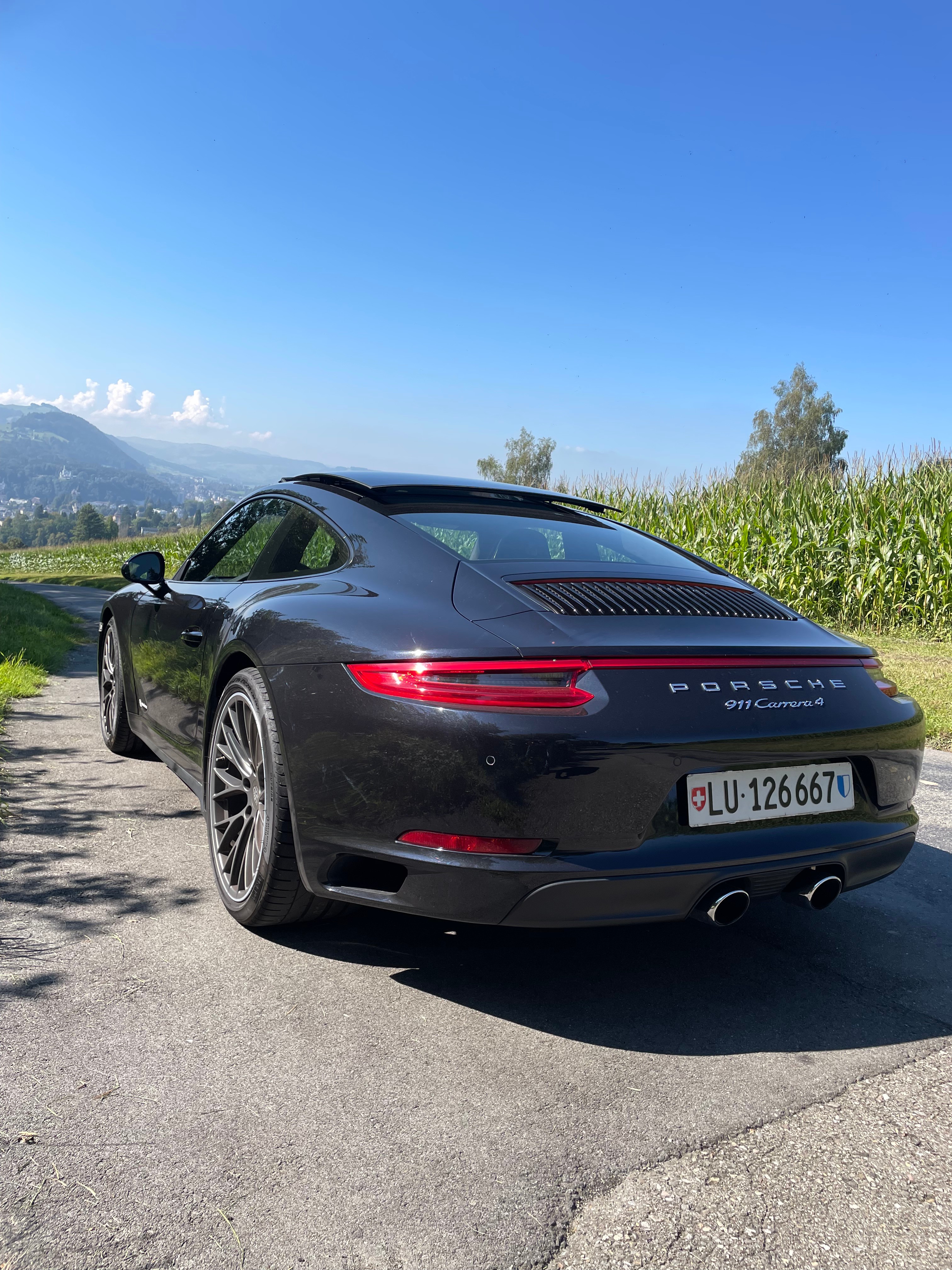 PORSCHE 911 Carrera 4 PDK