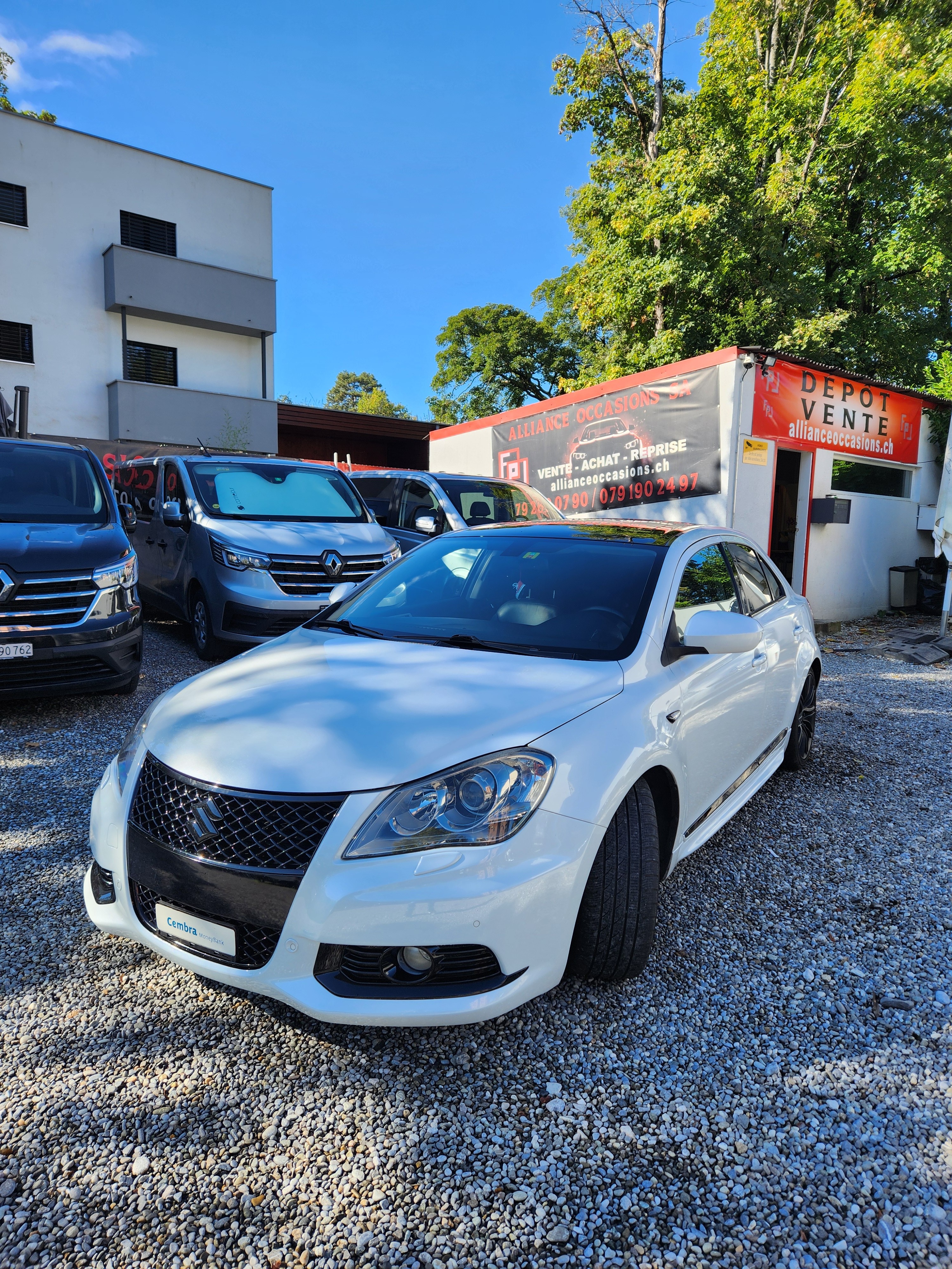 SUZUKI Kizashi 2.4 GL Top Sport 2WD