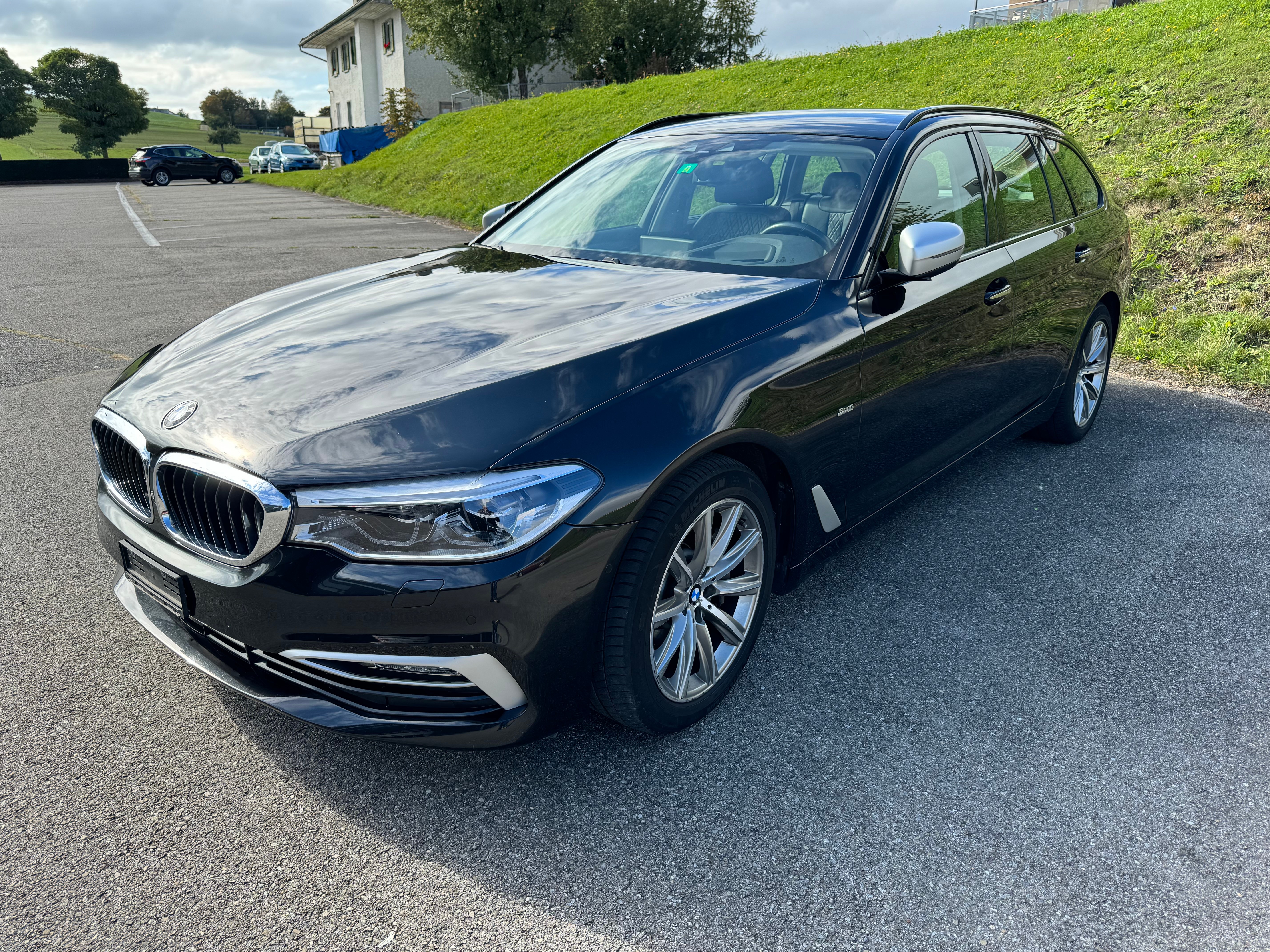 BMW 530d xDrive Touring Sport Line Steptronic