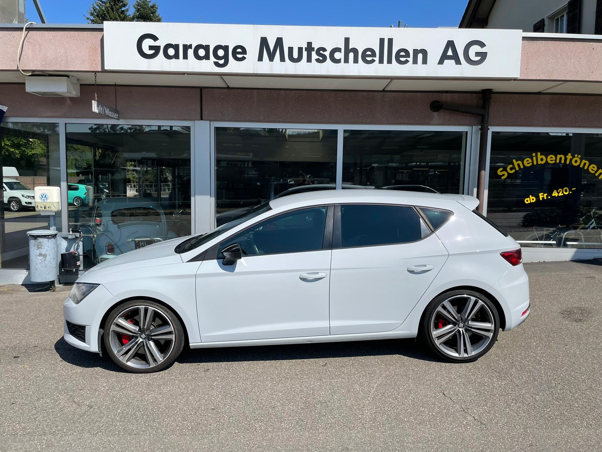 SEAT LEON 2.0 TSI Cupra 280 DSG CH-Auto 50% unter NP in Perlweiss