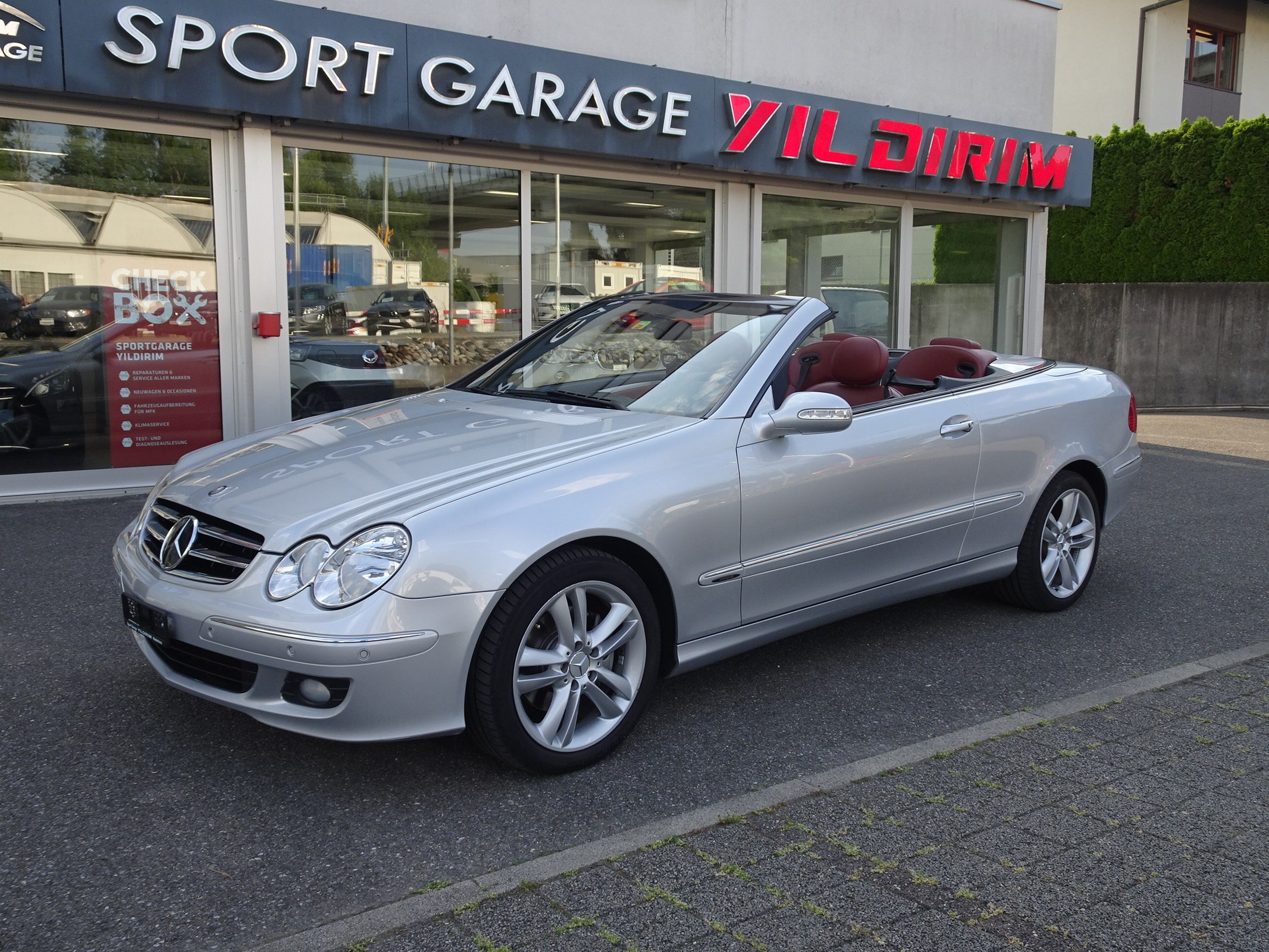 MERCEDES-BENZ CLK 200 Kompressor Avantgarde