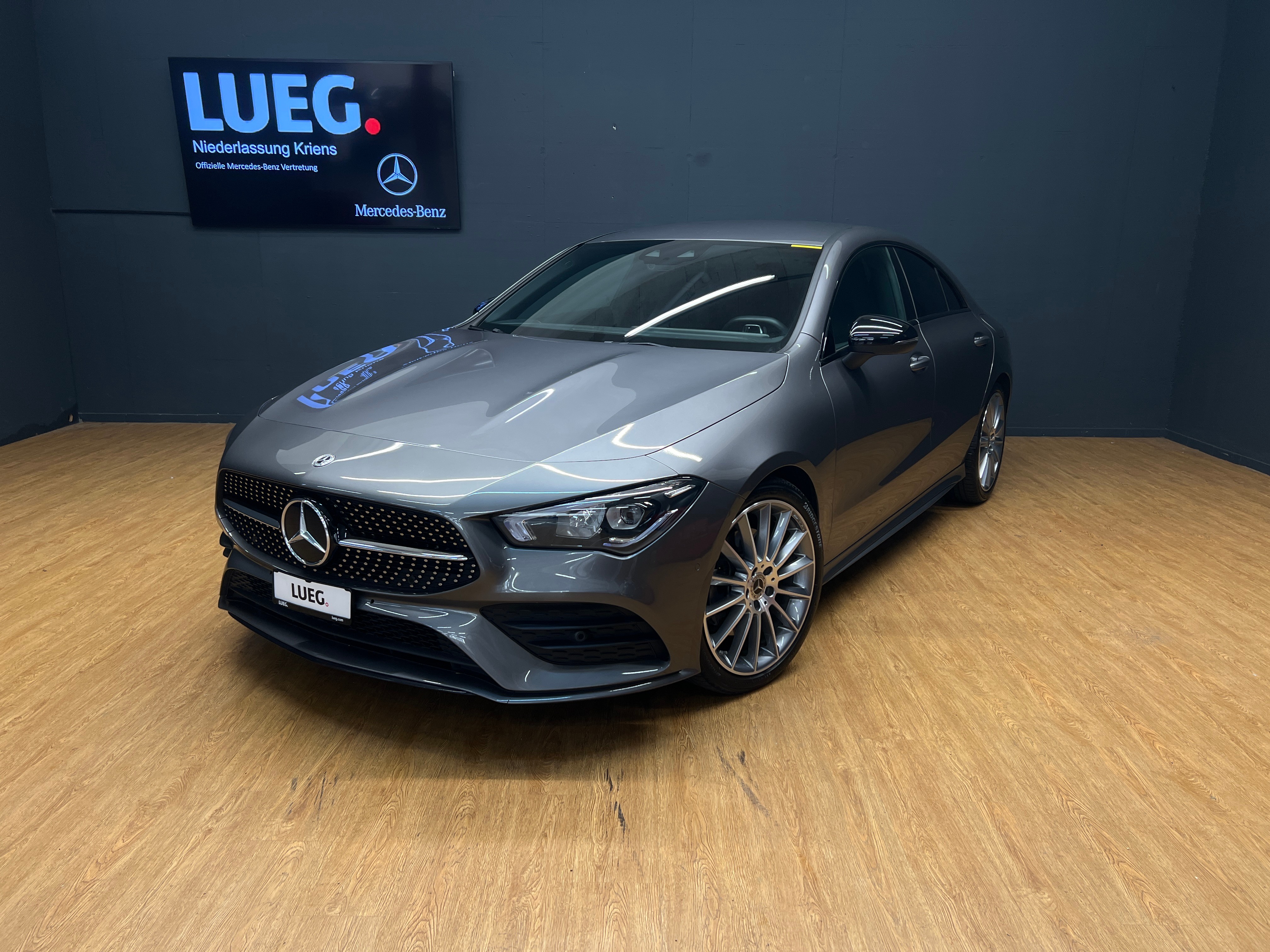 MERCEDES-BENZ CLA 250 - AMG - Sitzmemory / Ambiente-Licht / Rückfahrkamera