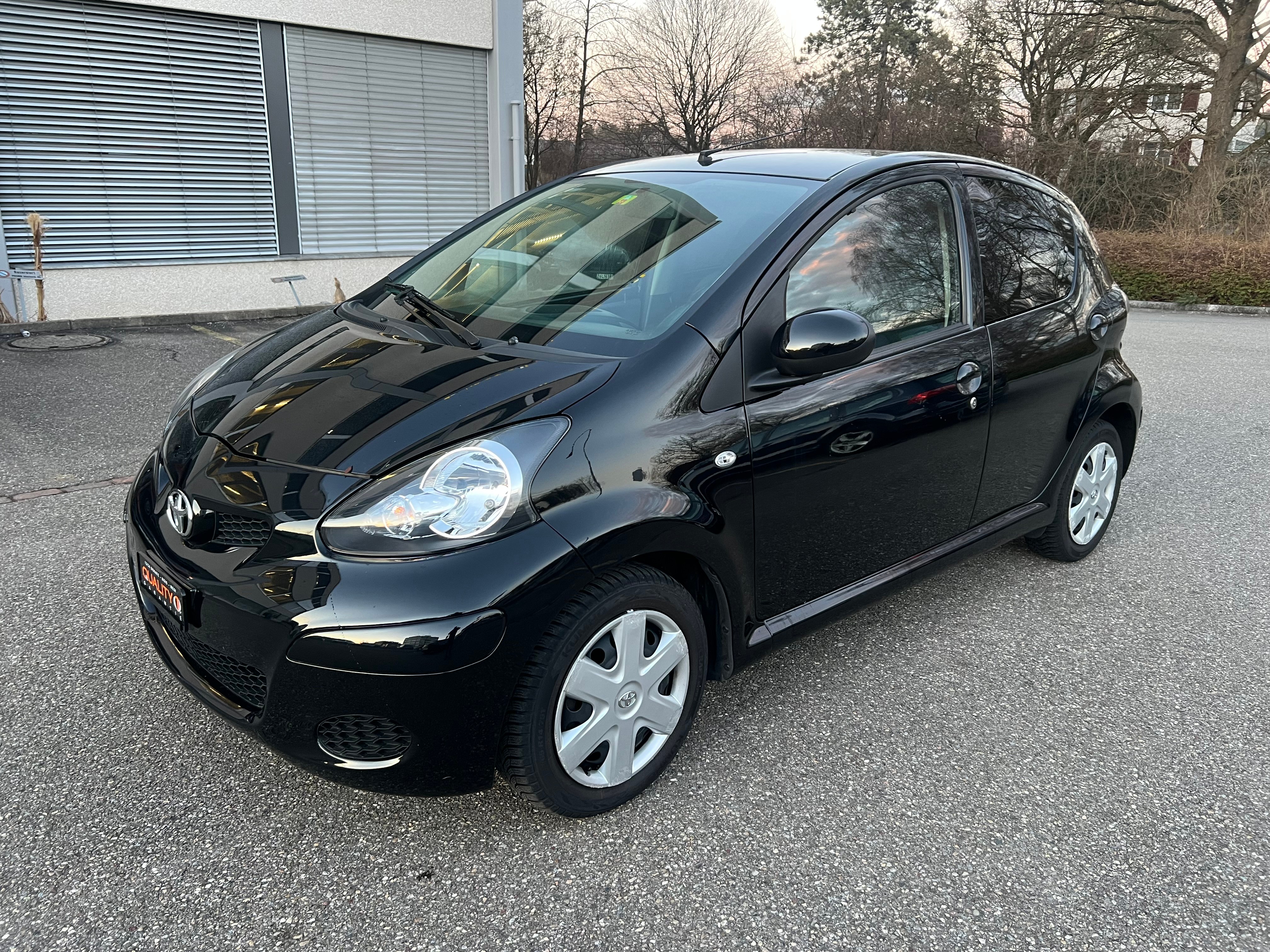 TOYOTA Aygo 1.0 Linea Luna Multimode