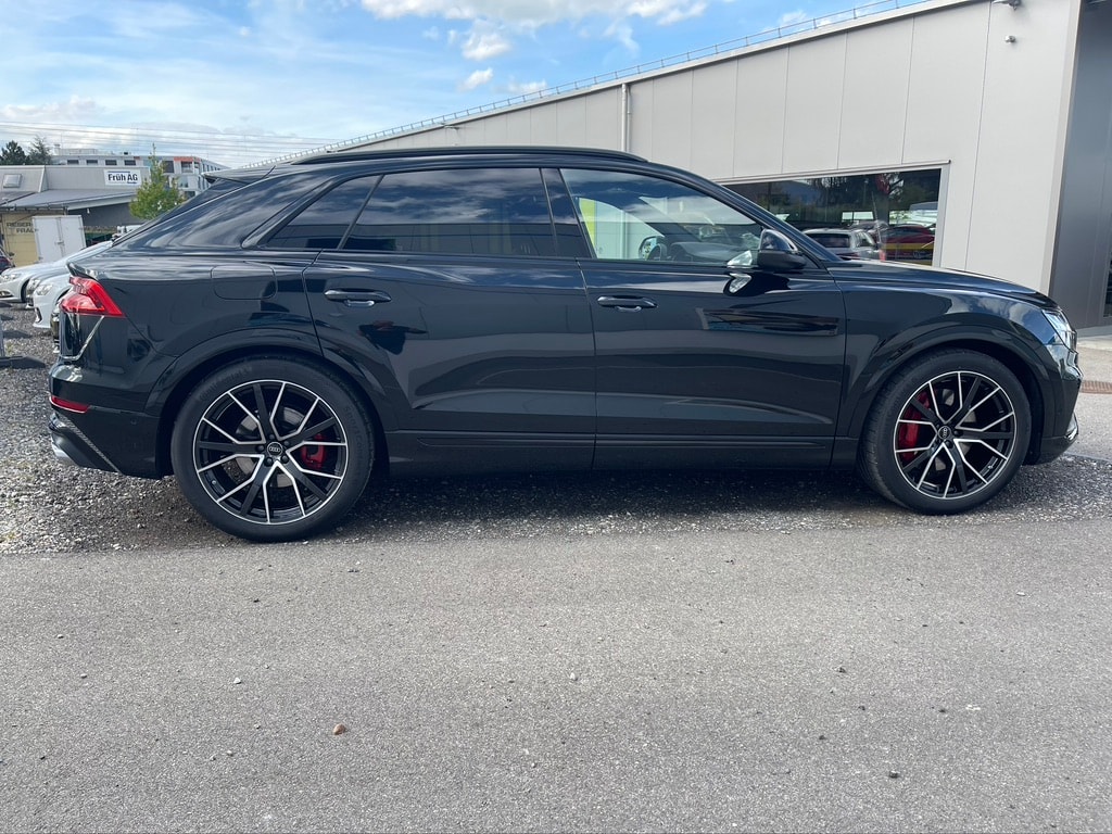 AUDI SQ8 TFSI qu*ALL Black/ 5-Jahre Garantie*