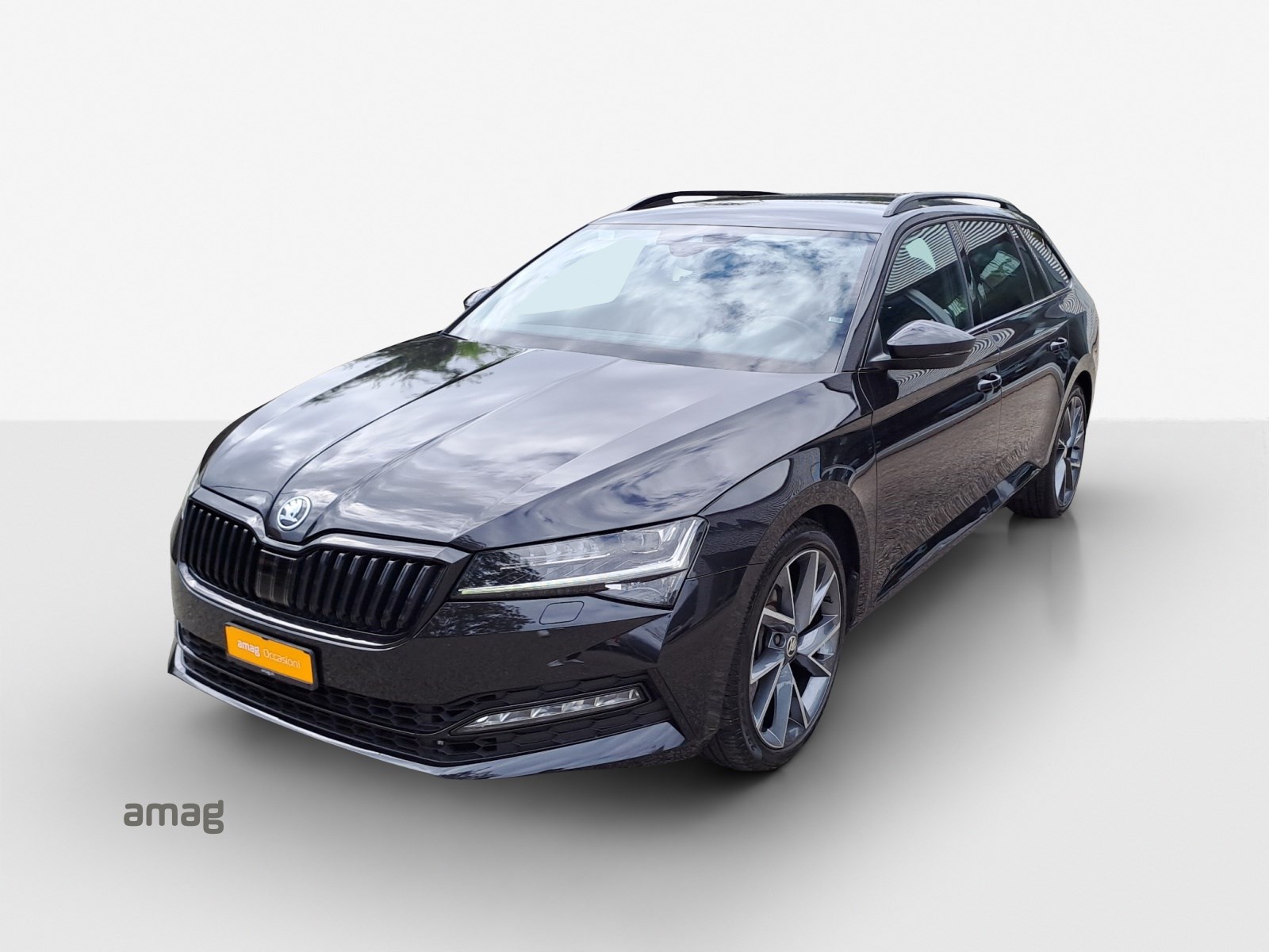 SKODA Superb Combi 2.0 TSI SportLine Plus 4x4 DSG