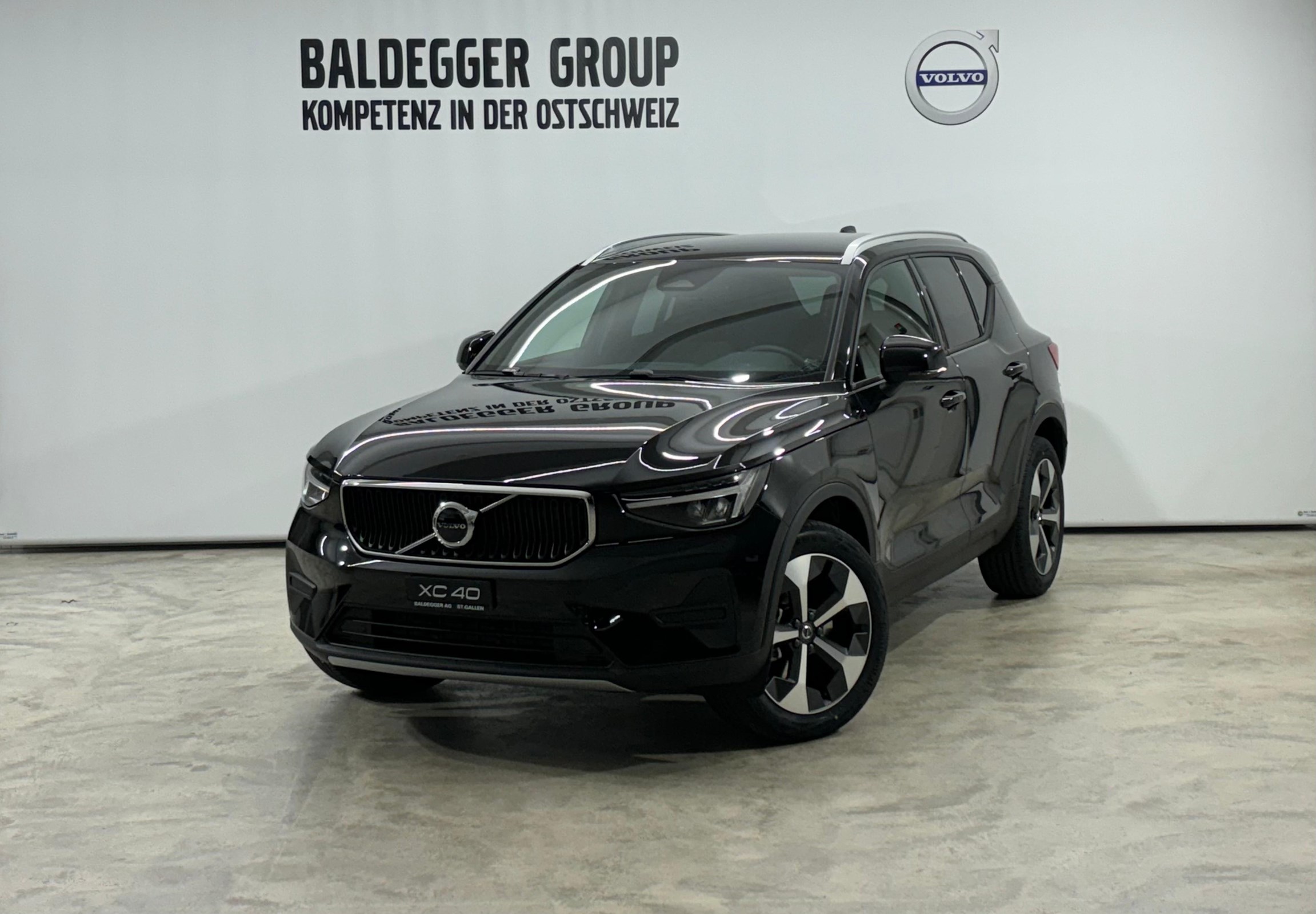 VOLVO XC40 2.0 B3 MH Core