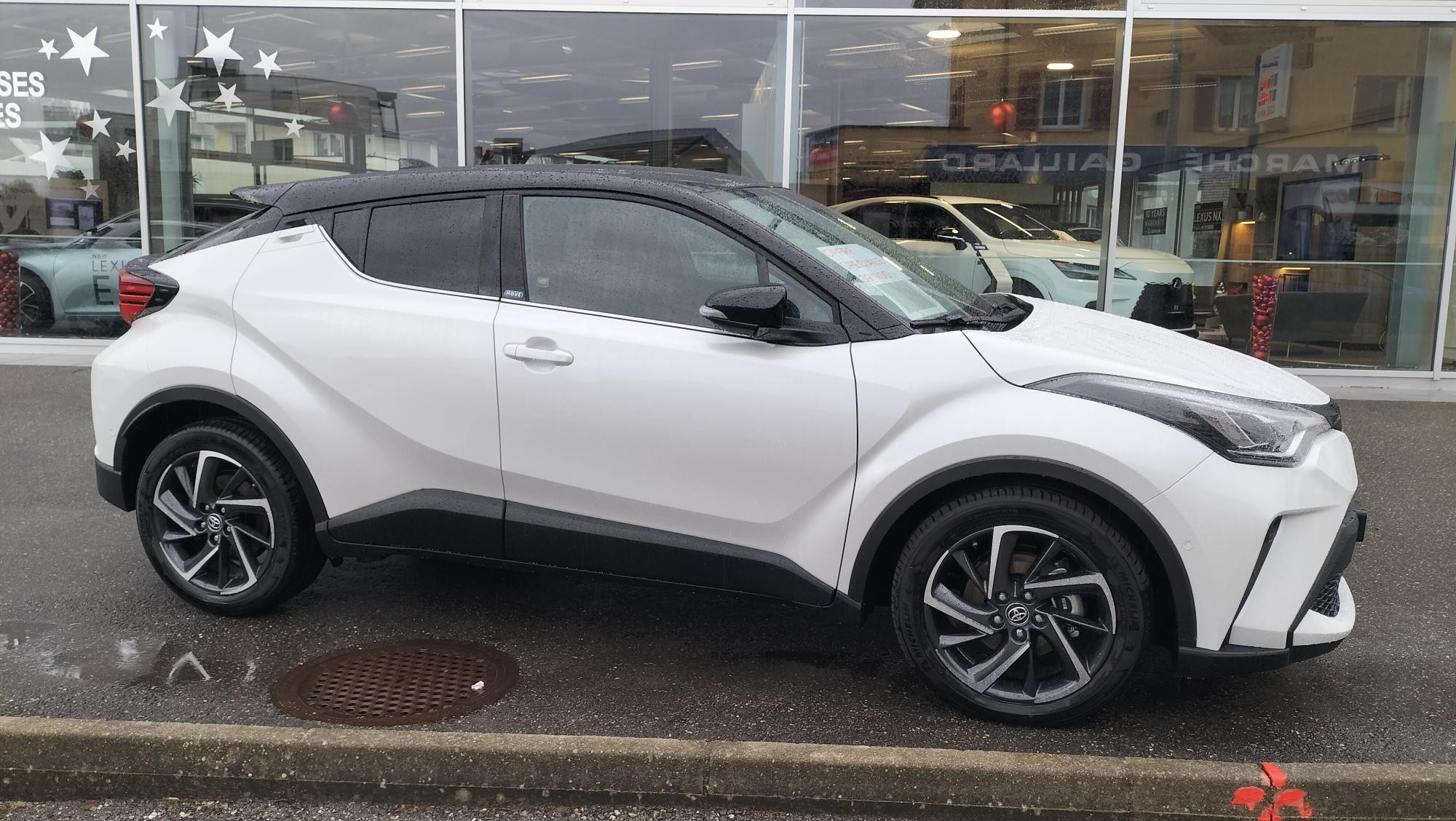 TOYOTA C-HR 2.0 HSD CVT Move