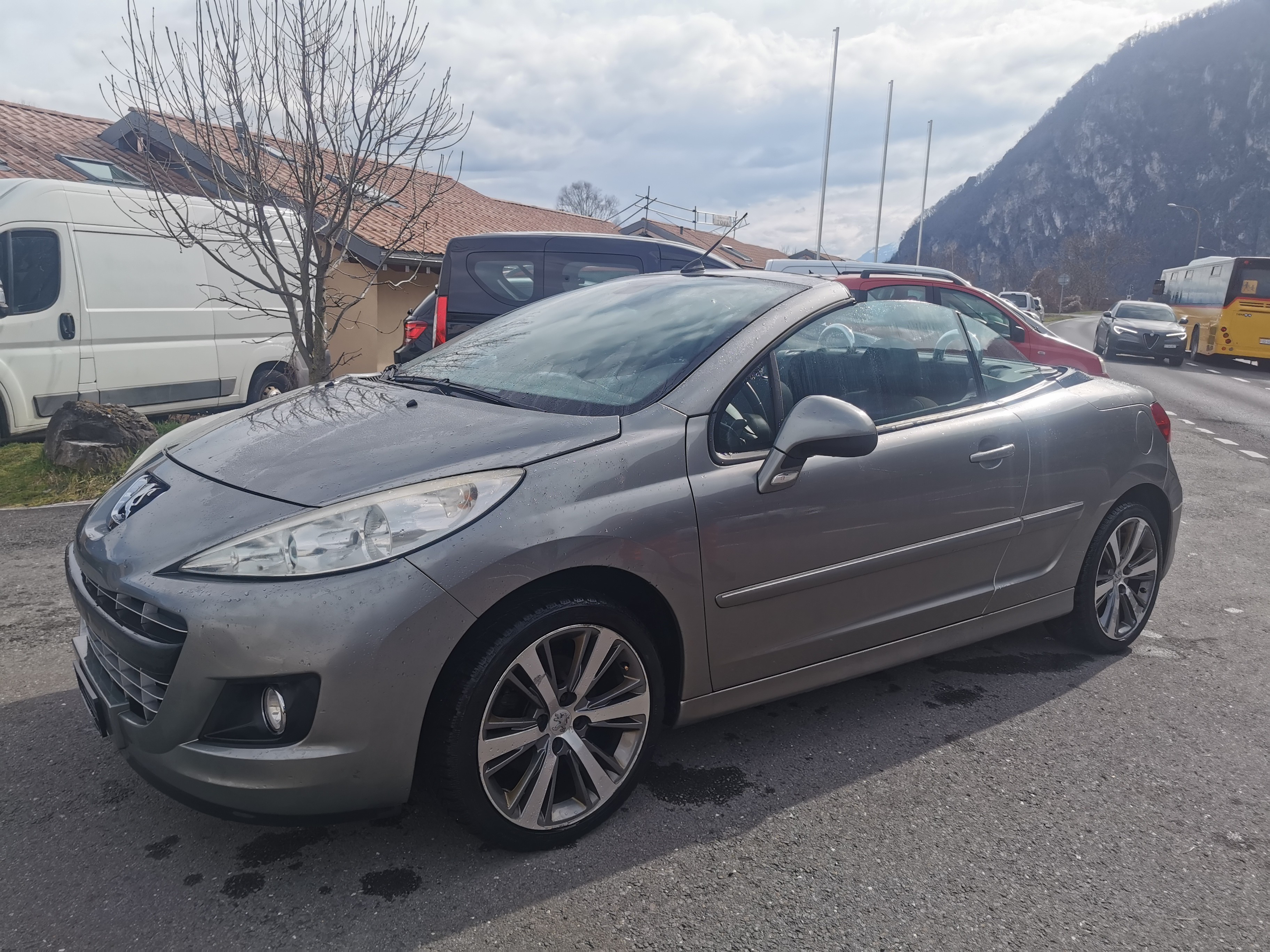 PEUGEOT 207 CC 1.6 16V Swiss Edition