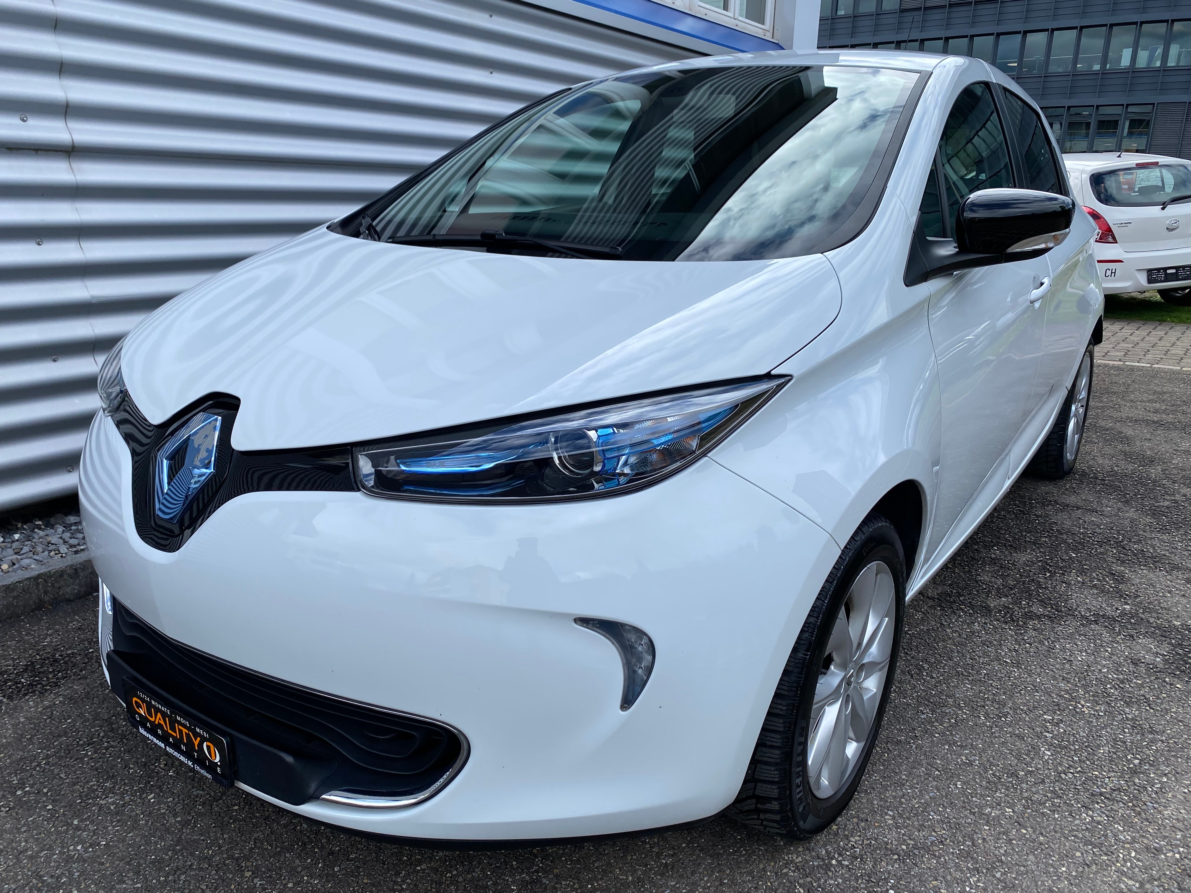 RENAULT Zoe Life Q210