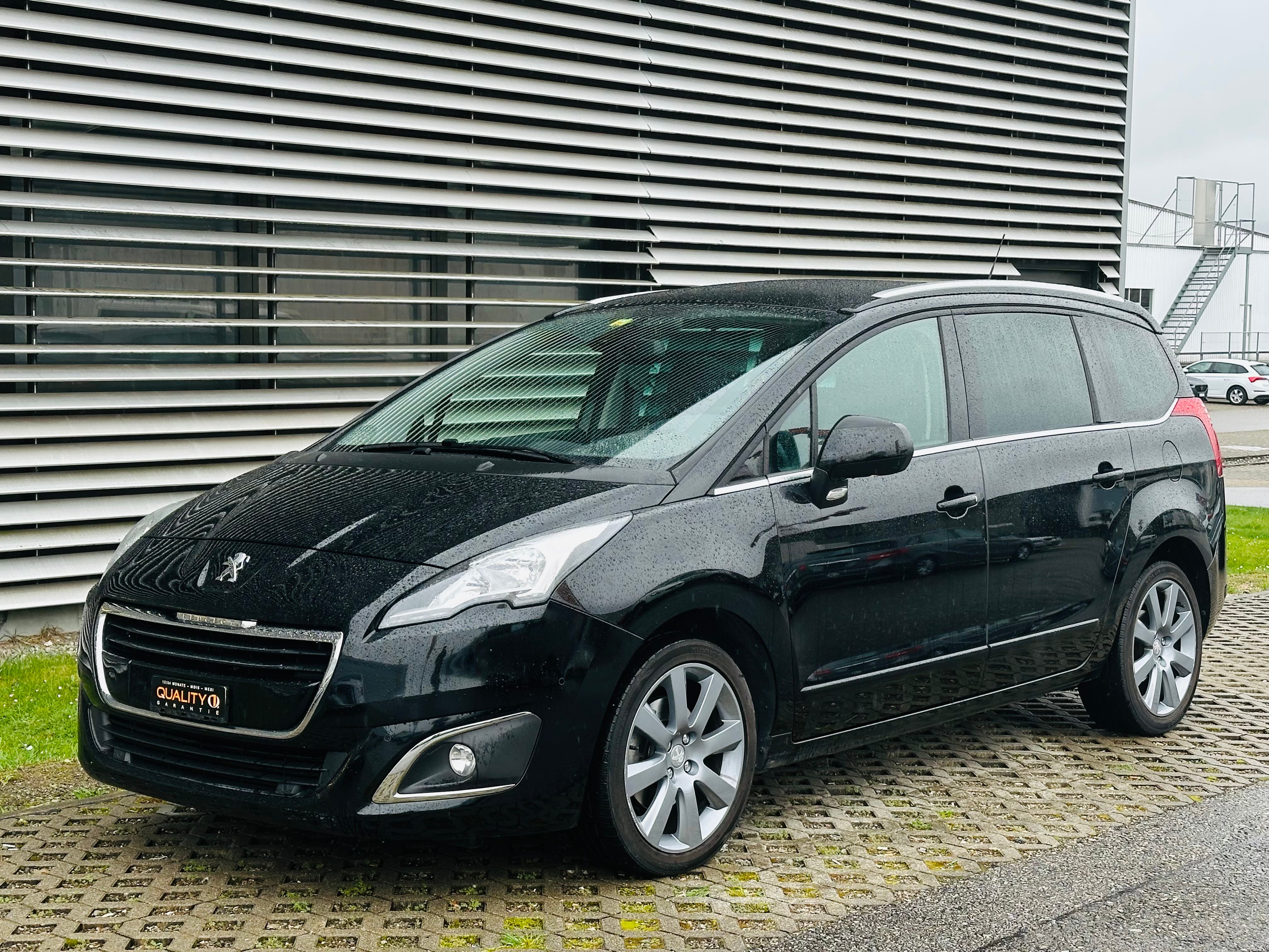 PEUGEOT 5008 1.6 16V T Style Tiptronic