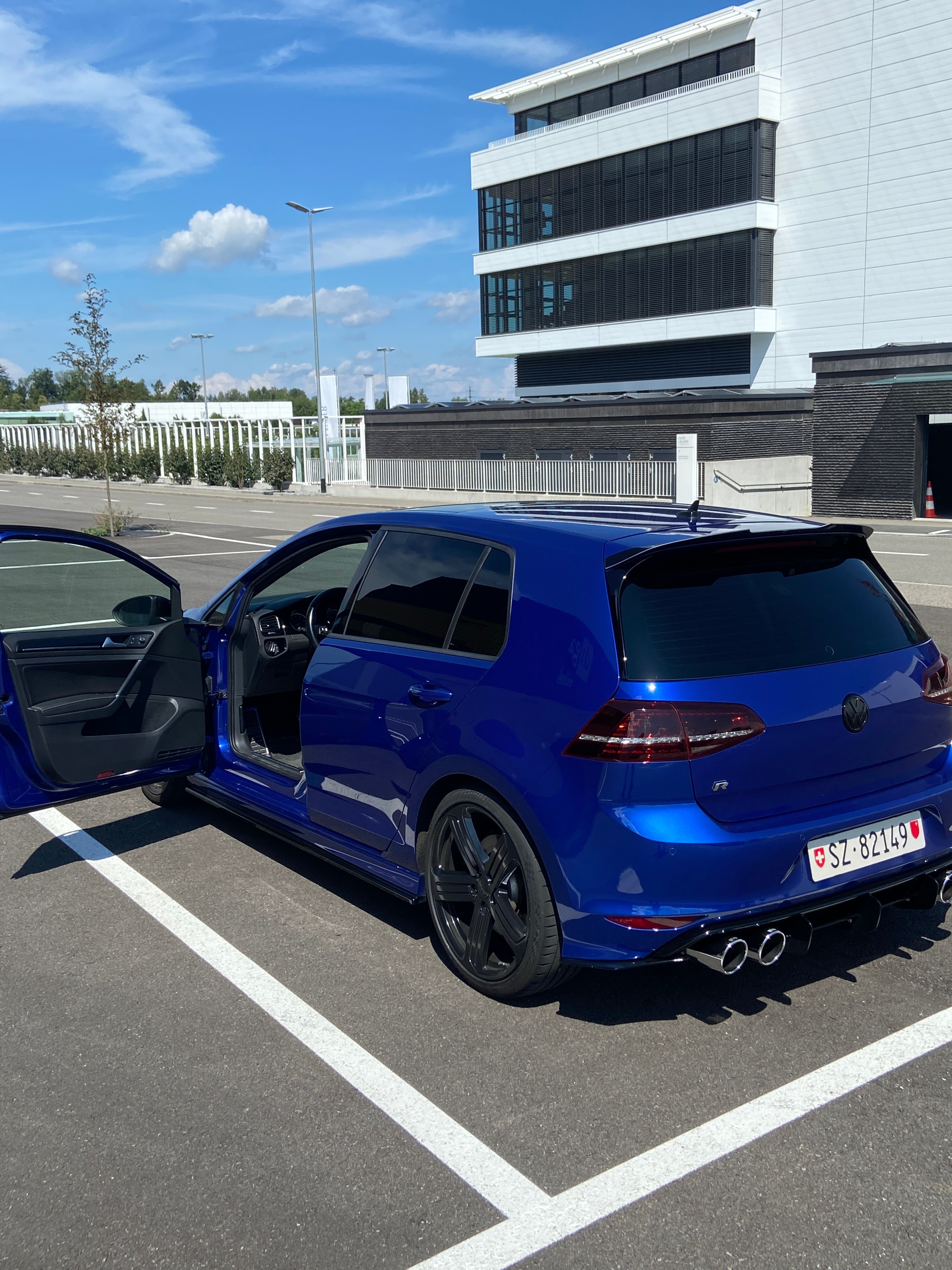 VW Golf 2.0 TSI R 4 Motion DSG