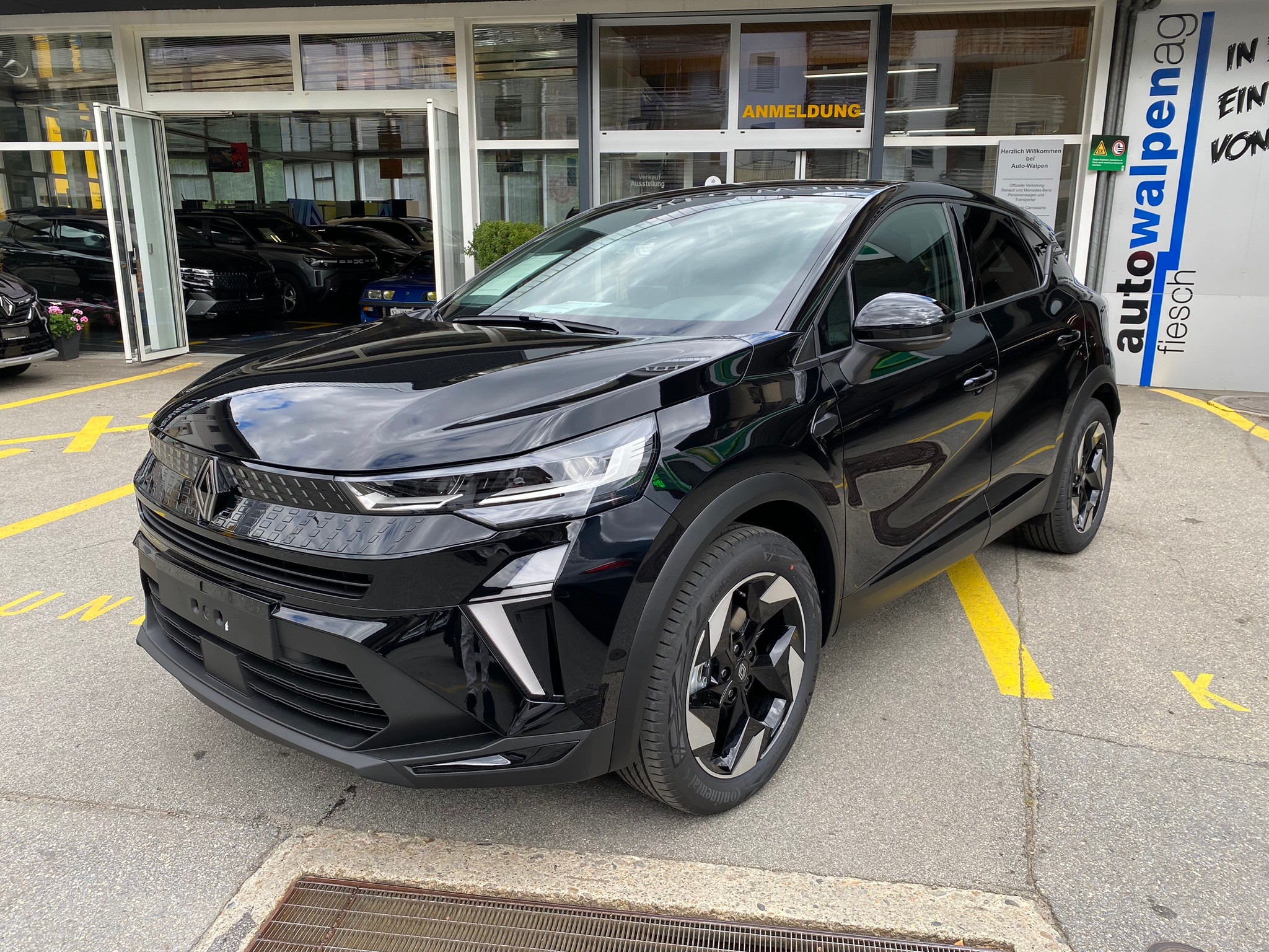 RENAULT New Captur 1.6 E-Tech145 Tech