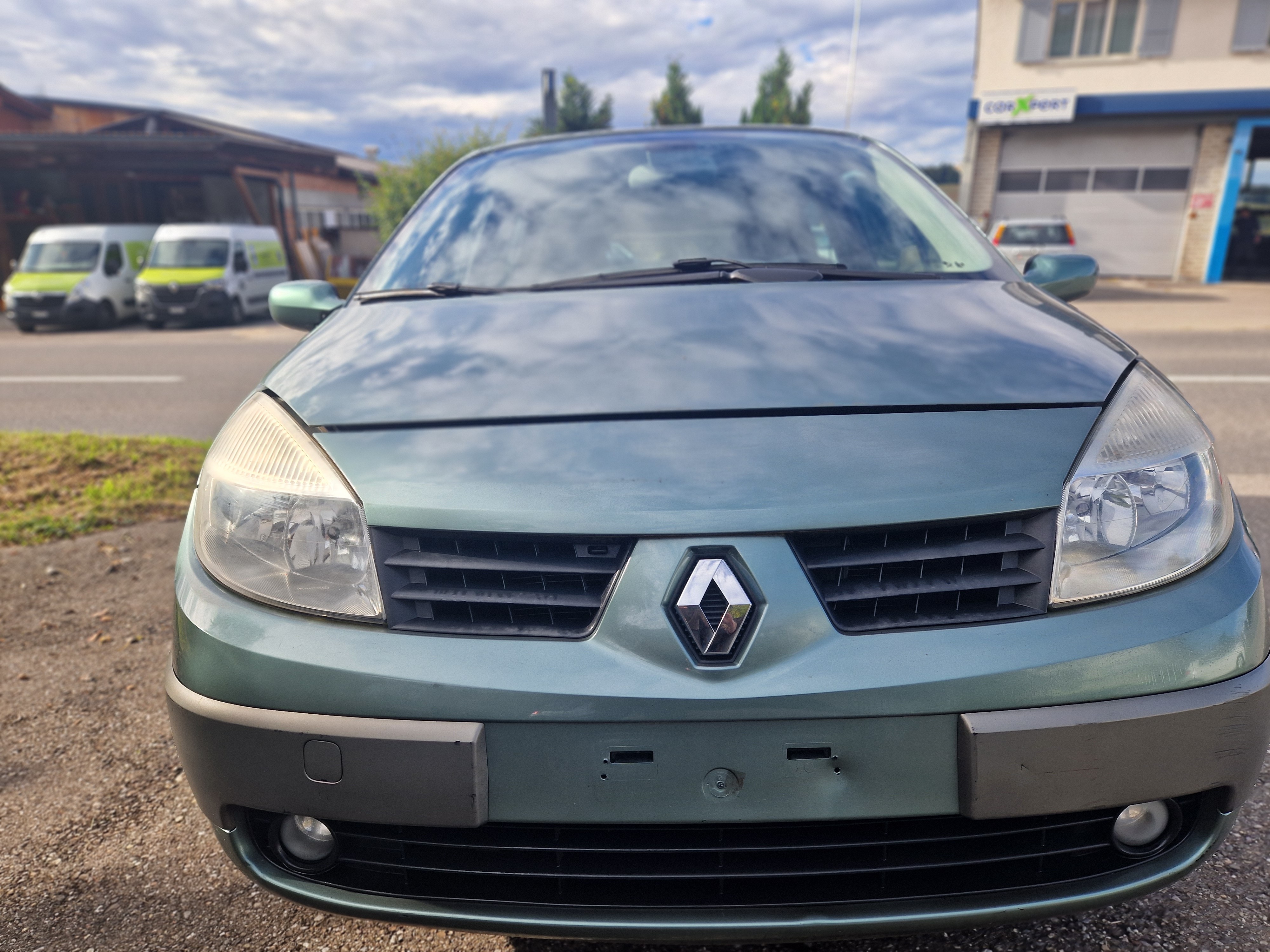 RENAULT Scénic 2.0 16V Privilège Luxe