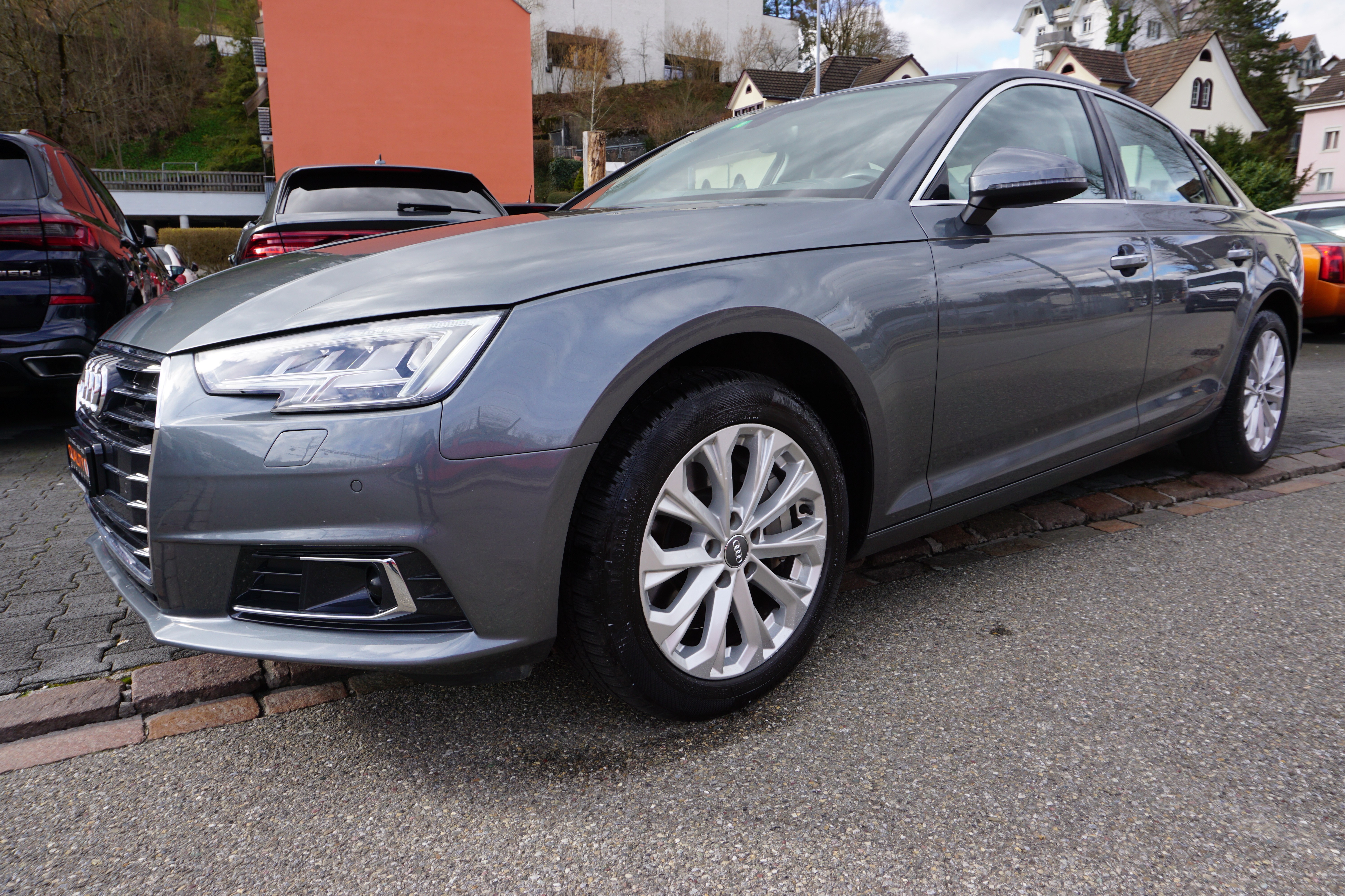 AUDI A4 2.0 TFSI Design quattro S-tronic