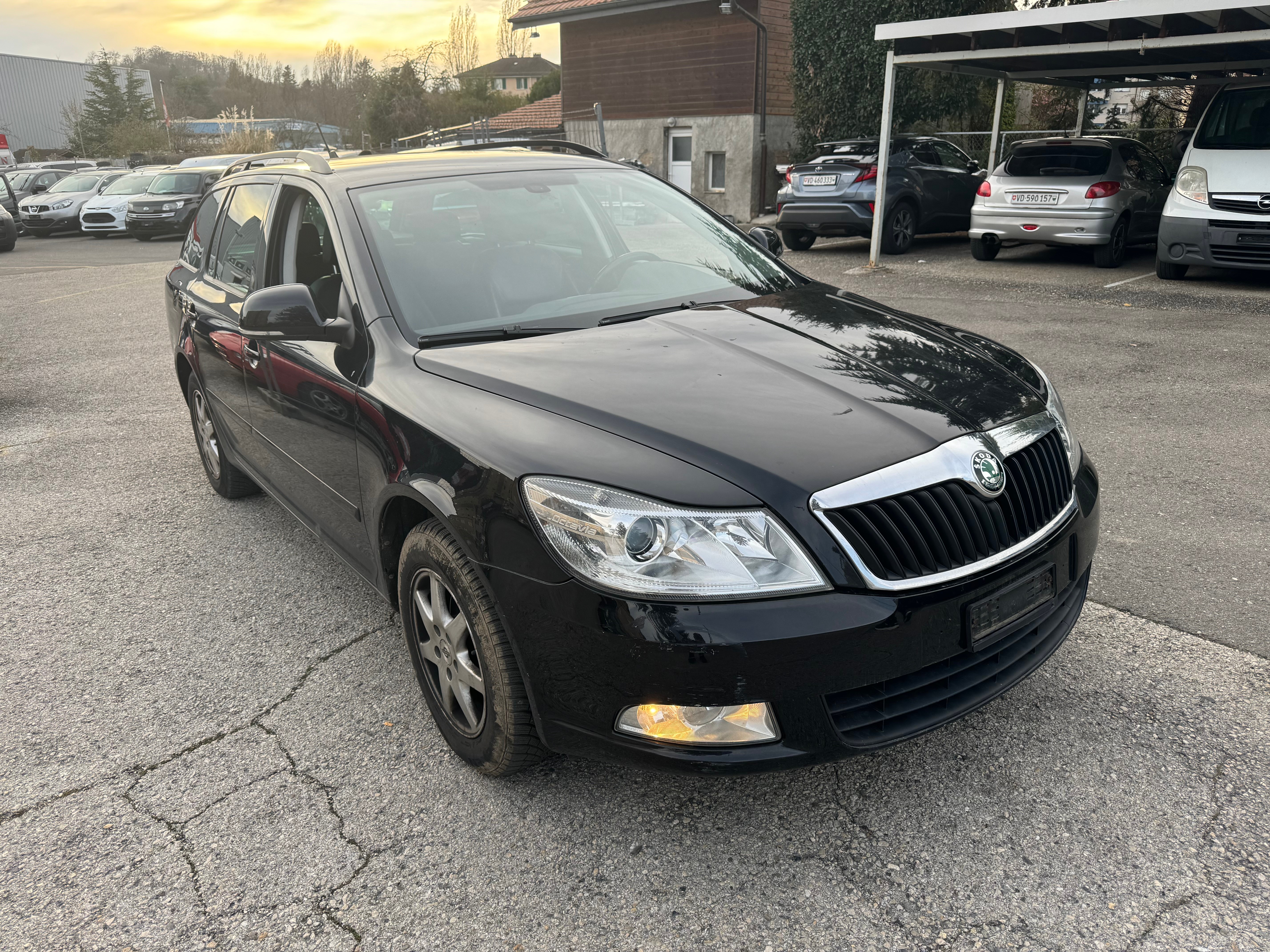 SKODA Octavia Combi 1.4 TSI Ambiente DSG