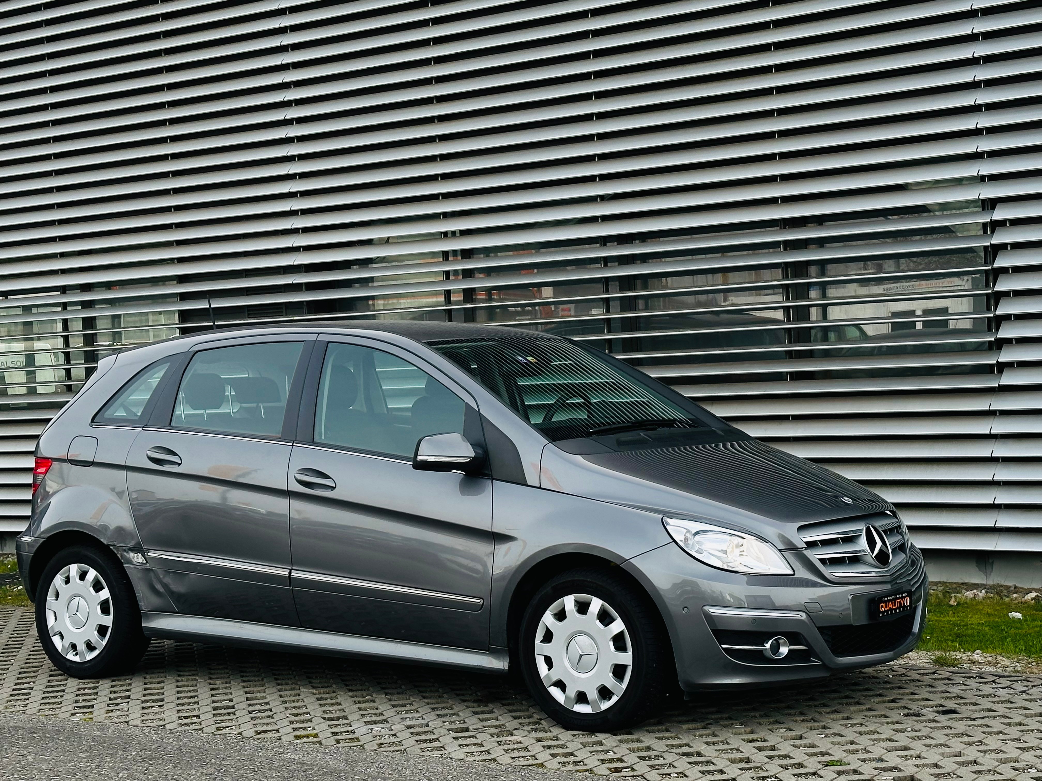 MERCEDES-BENZ B 180 My Star Autotronic