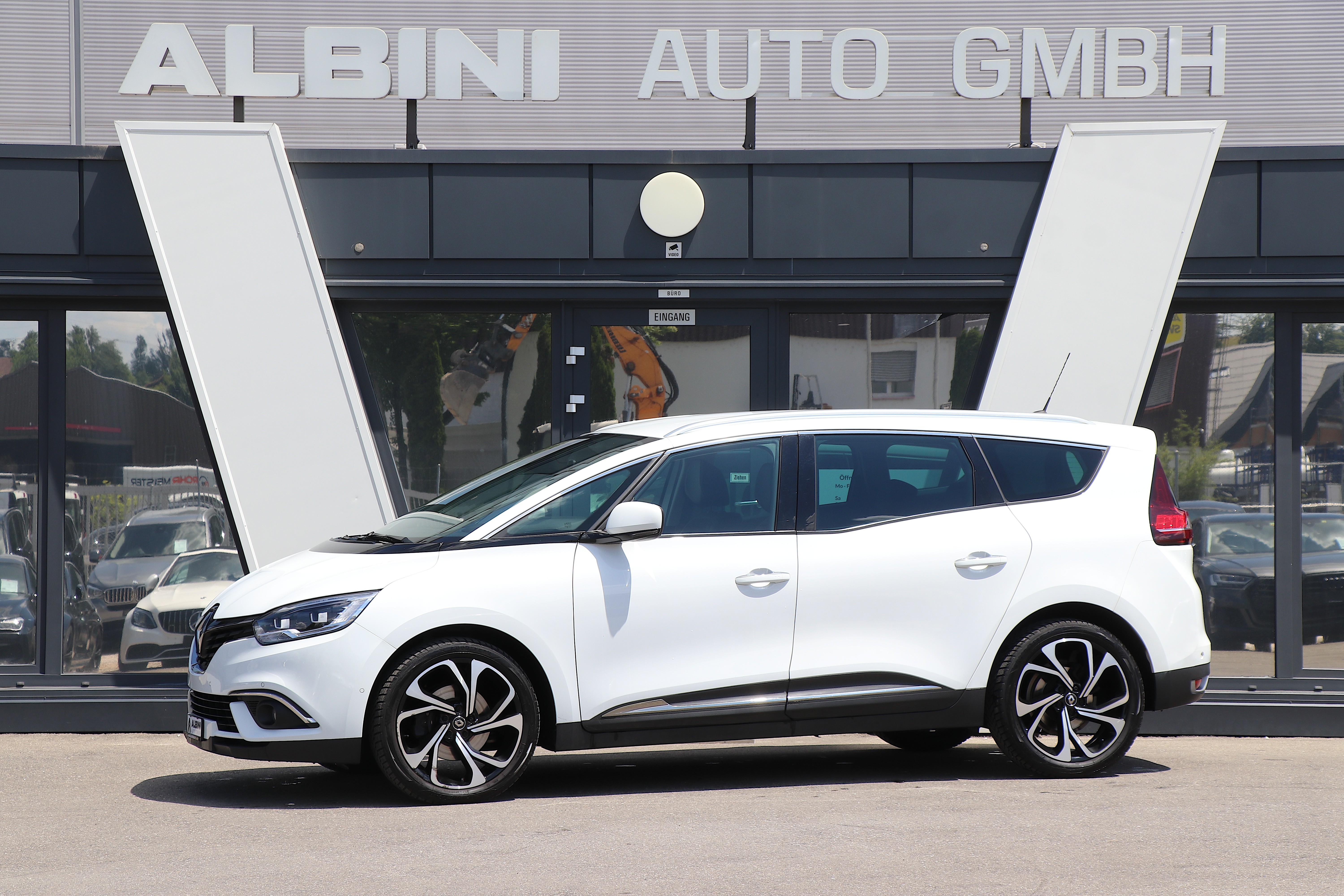 RENAULT Grand Scénic 1.8 dCi Intens Pack Advantage EDC