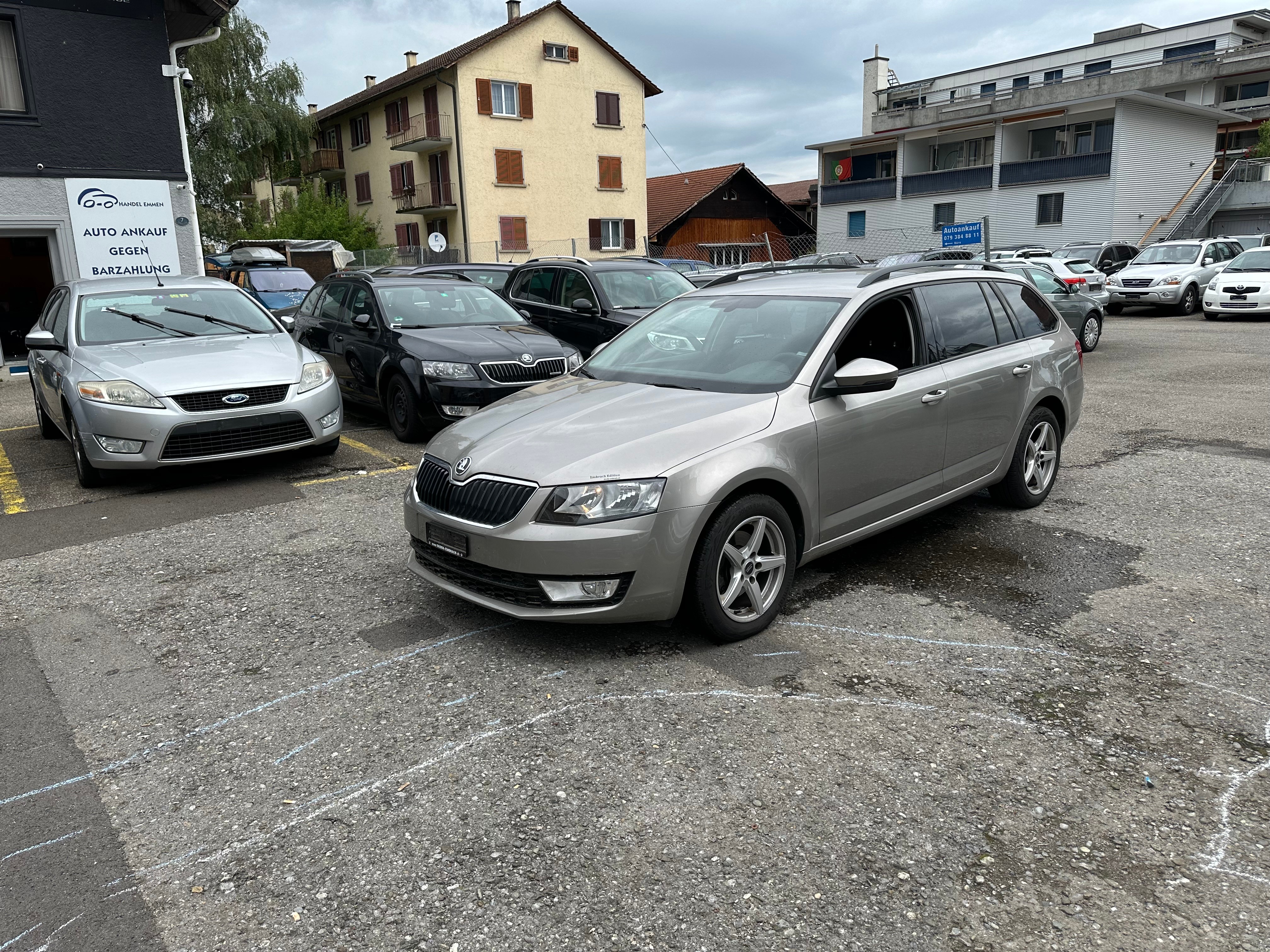 SKODA Octavia Combi 1.6 TDI Ambition