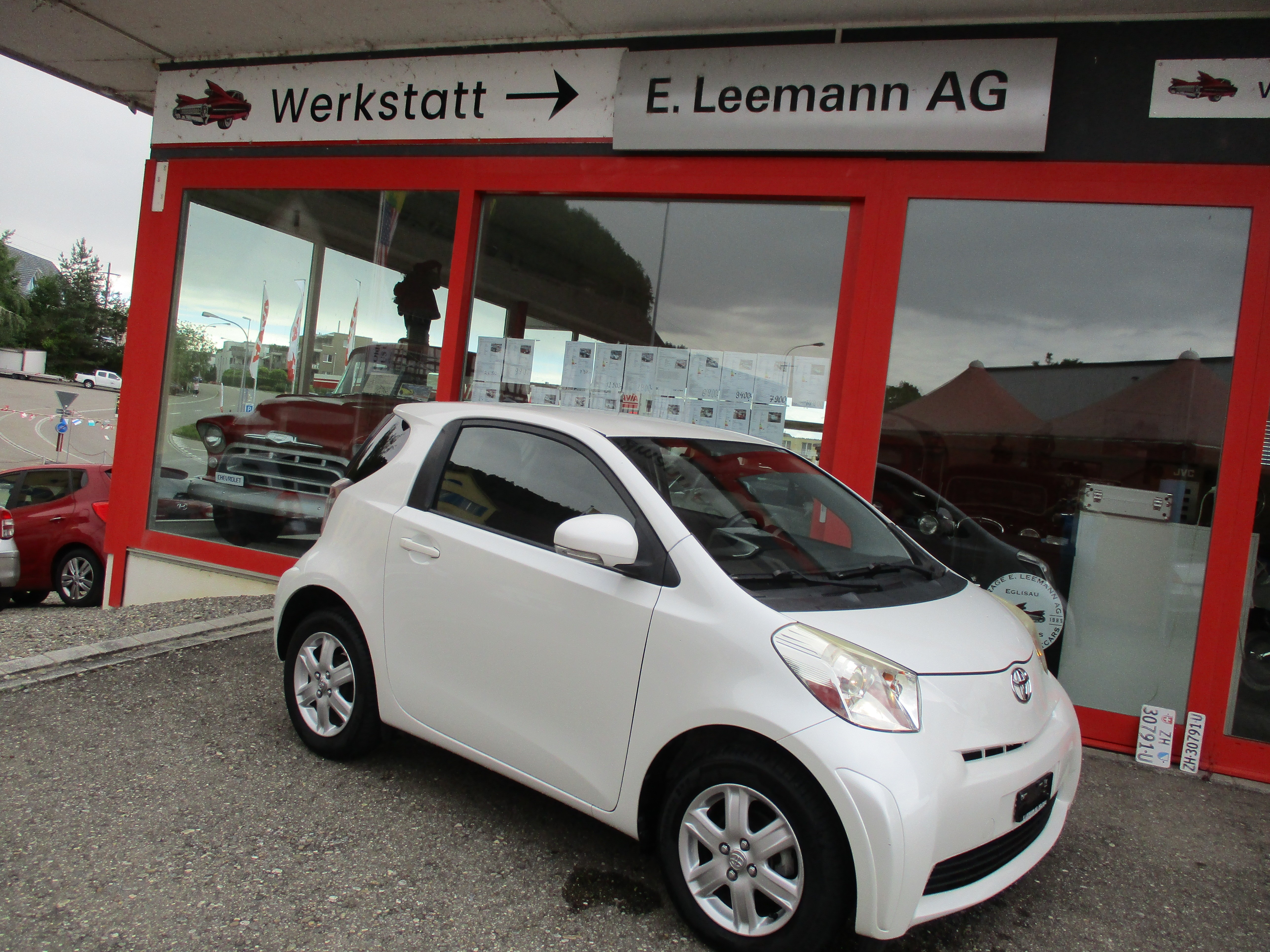 TOYOTA iQ 1.0 VVT-i Multidrive