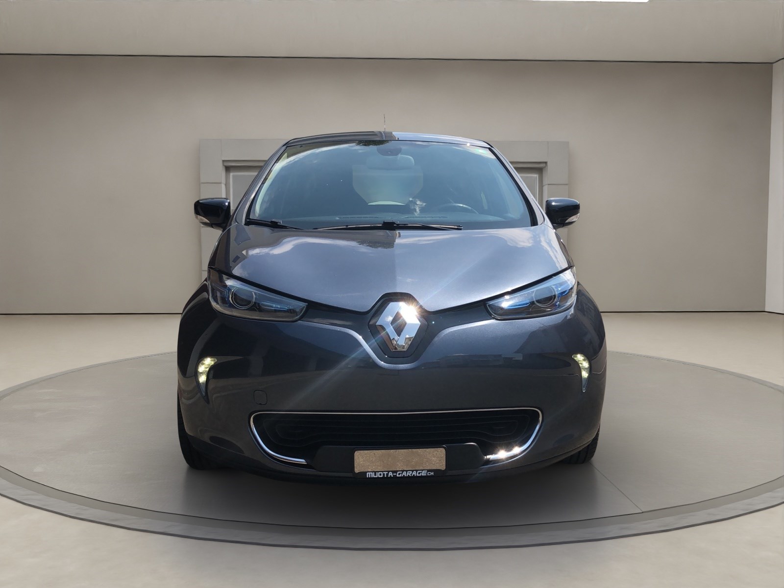 RENAULT Zoe R90 Entry