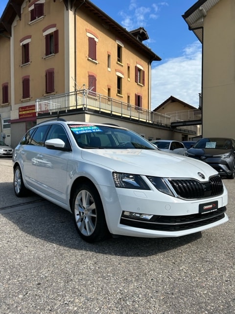 SKODA Octavia Combi 1.8 TSI Style 4x4 DSG