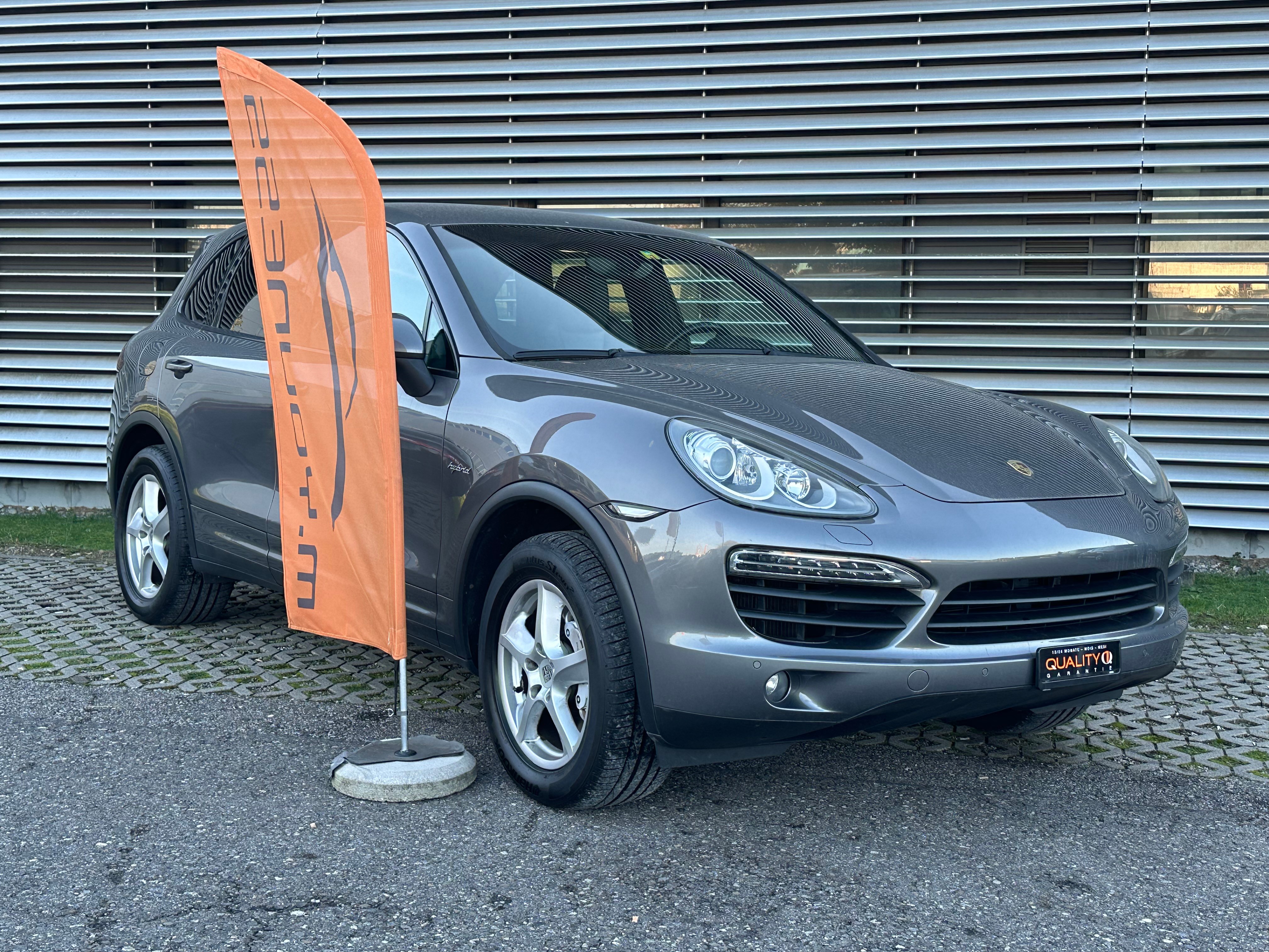 PORSCHE Cayenne S Hybrid