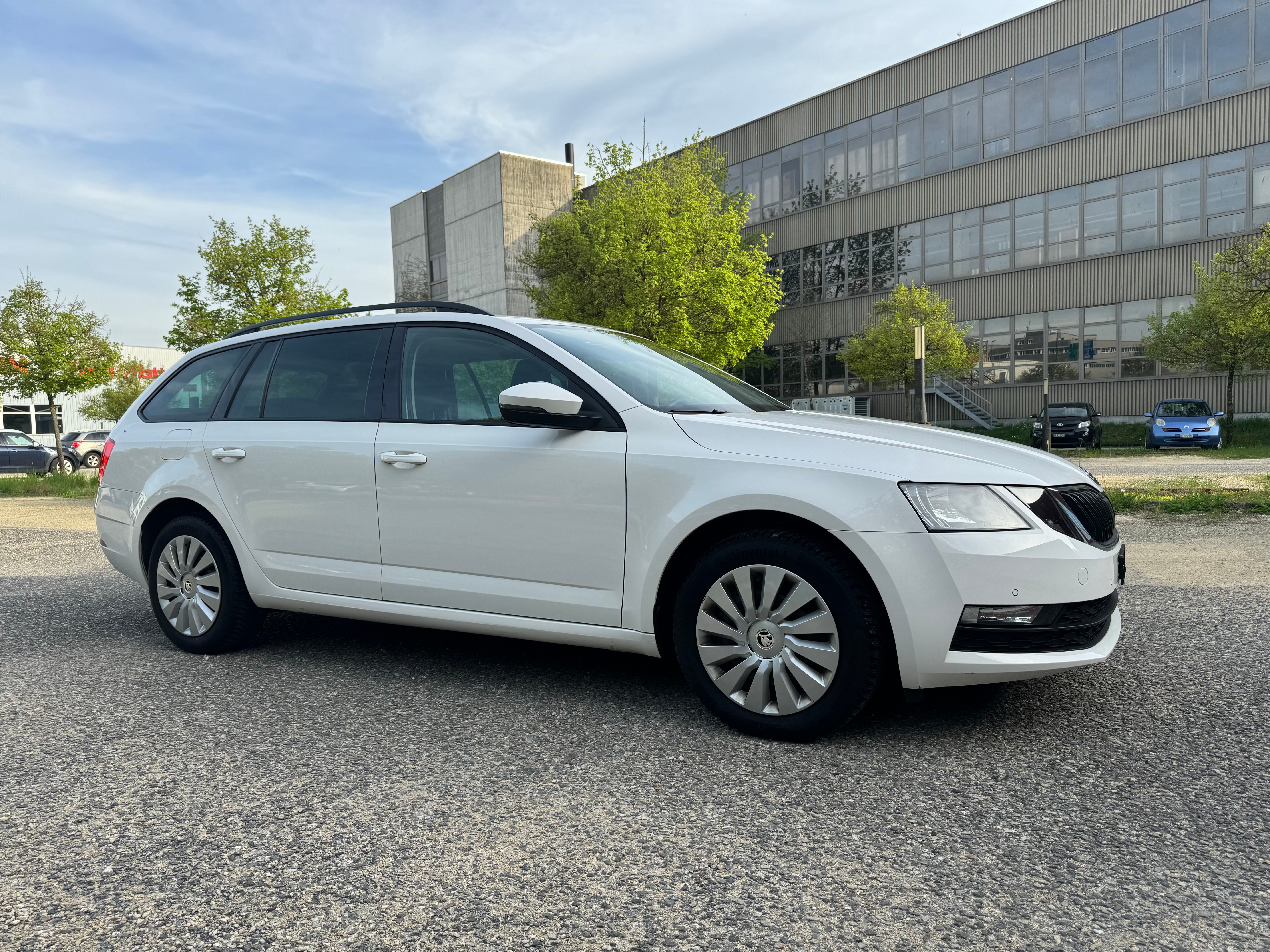 SKODA Octavia Combi 2.0 TDI Ambition 4x4 DSG