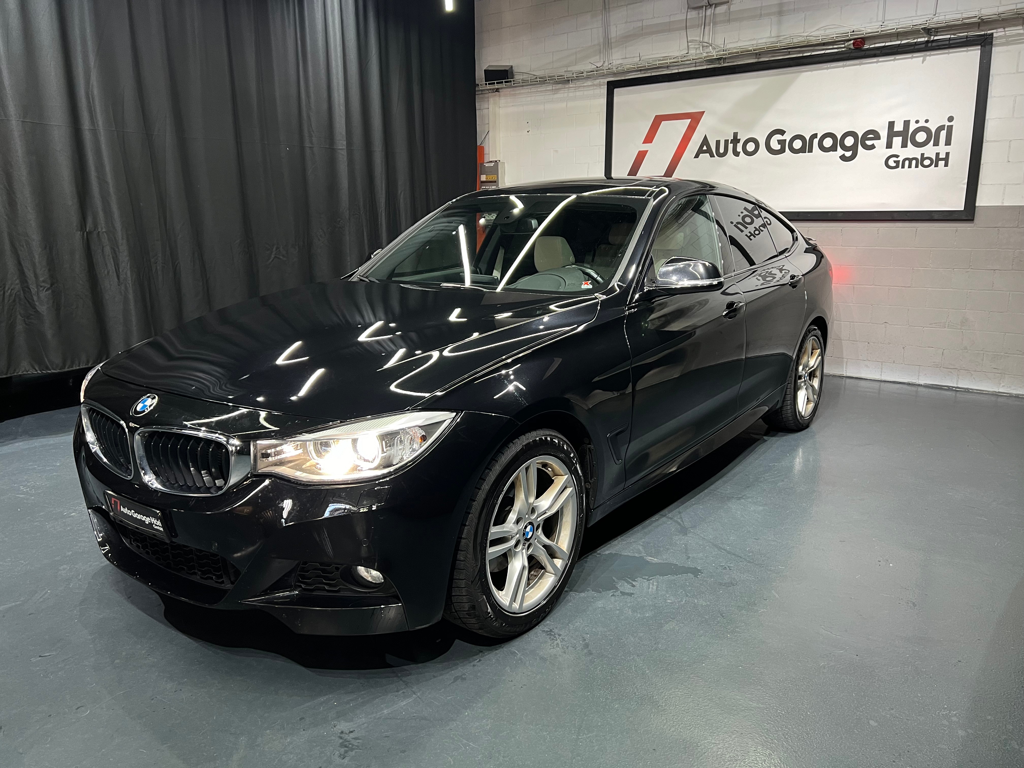 BMW 320d GT xDrive Sport Line Steptronic