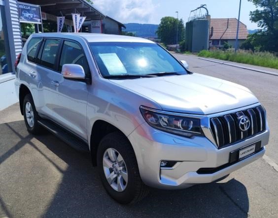 TOYOTA Land Cruiser 2.8 D 204 Comfort