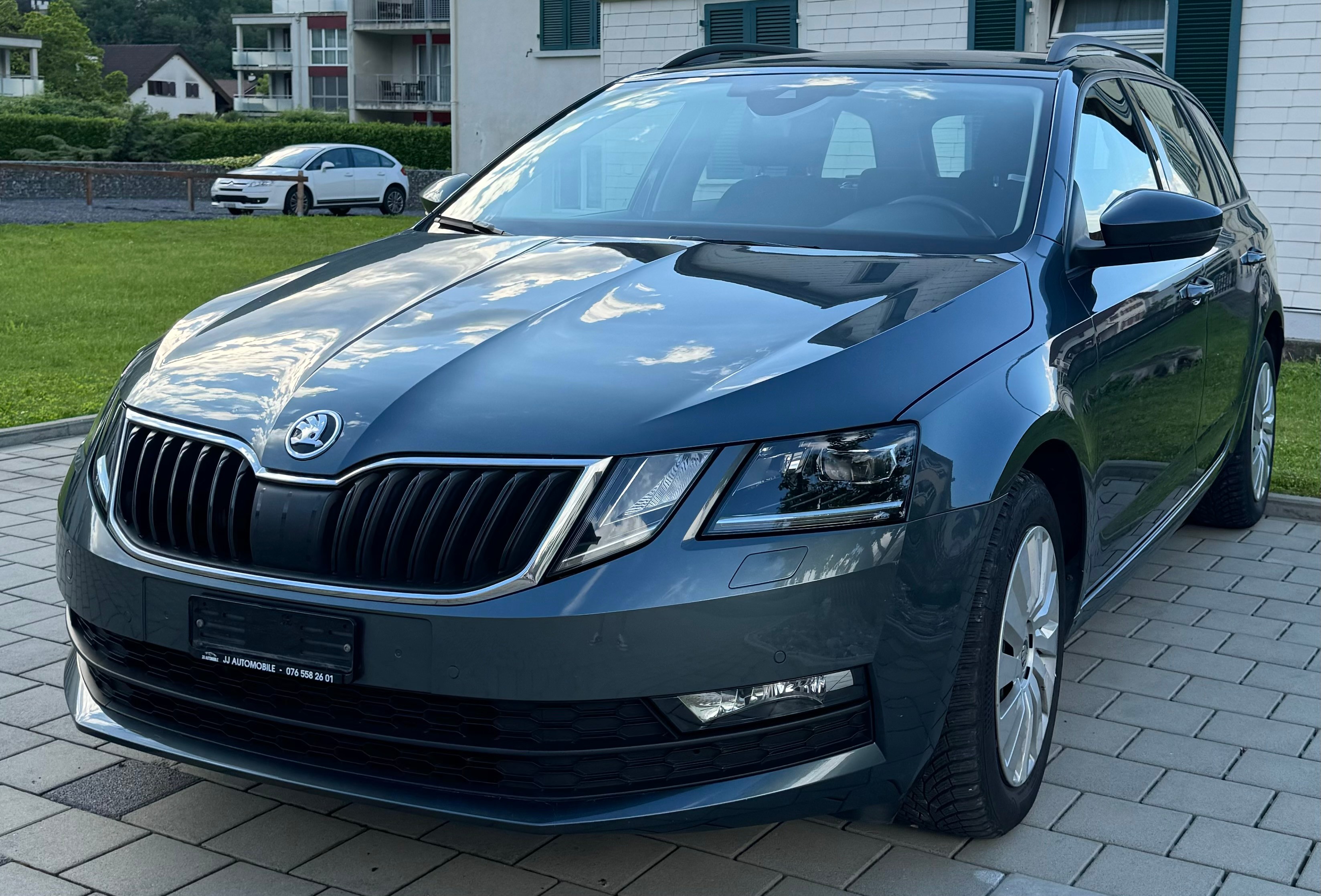 SKODA Octavia Combi 2.0 TDI Ambition 4x4