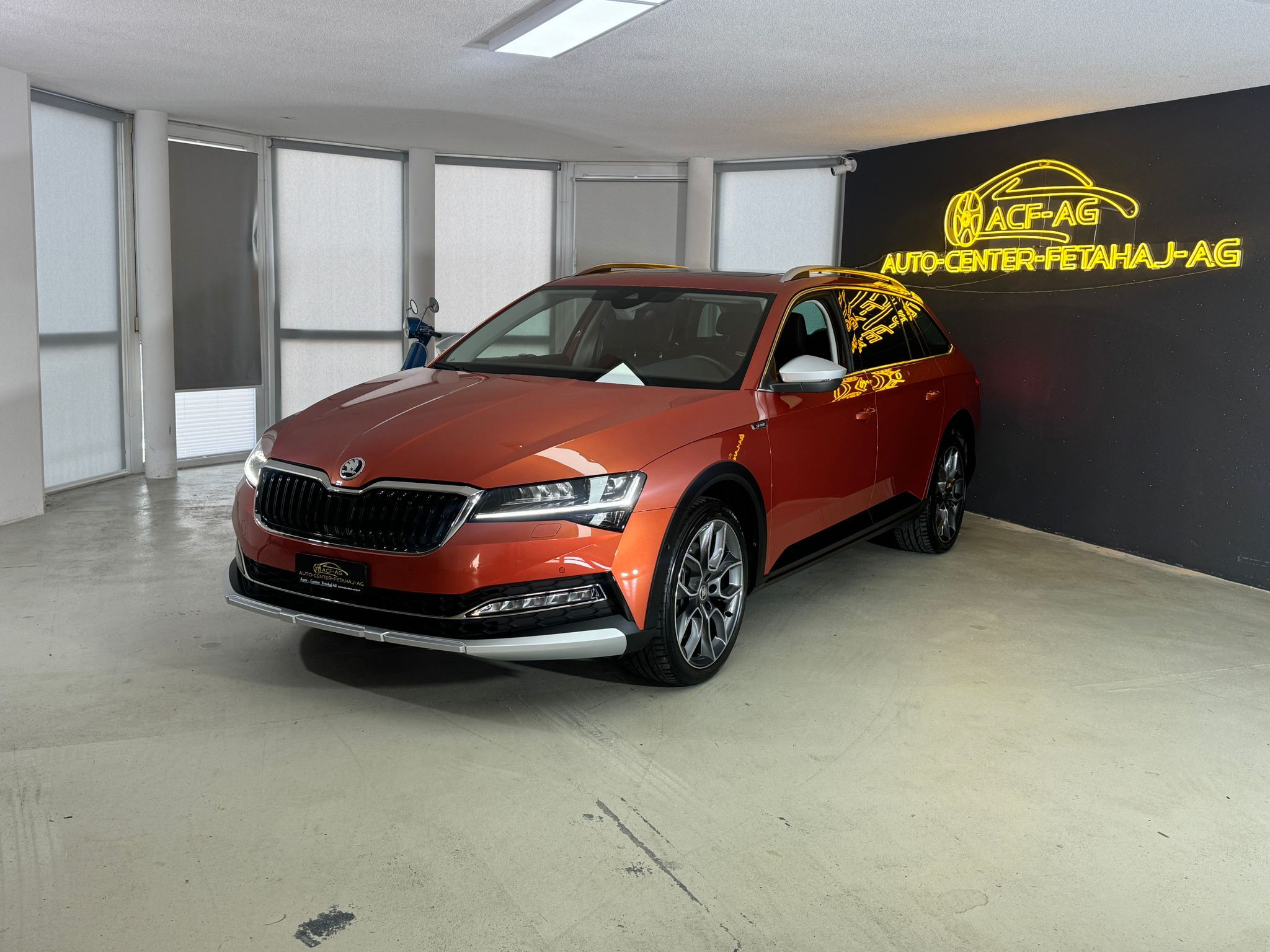 SKODA Superb 2.0 TSI Scout 4x4 DSG