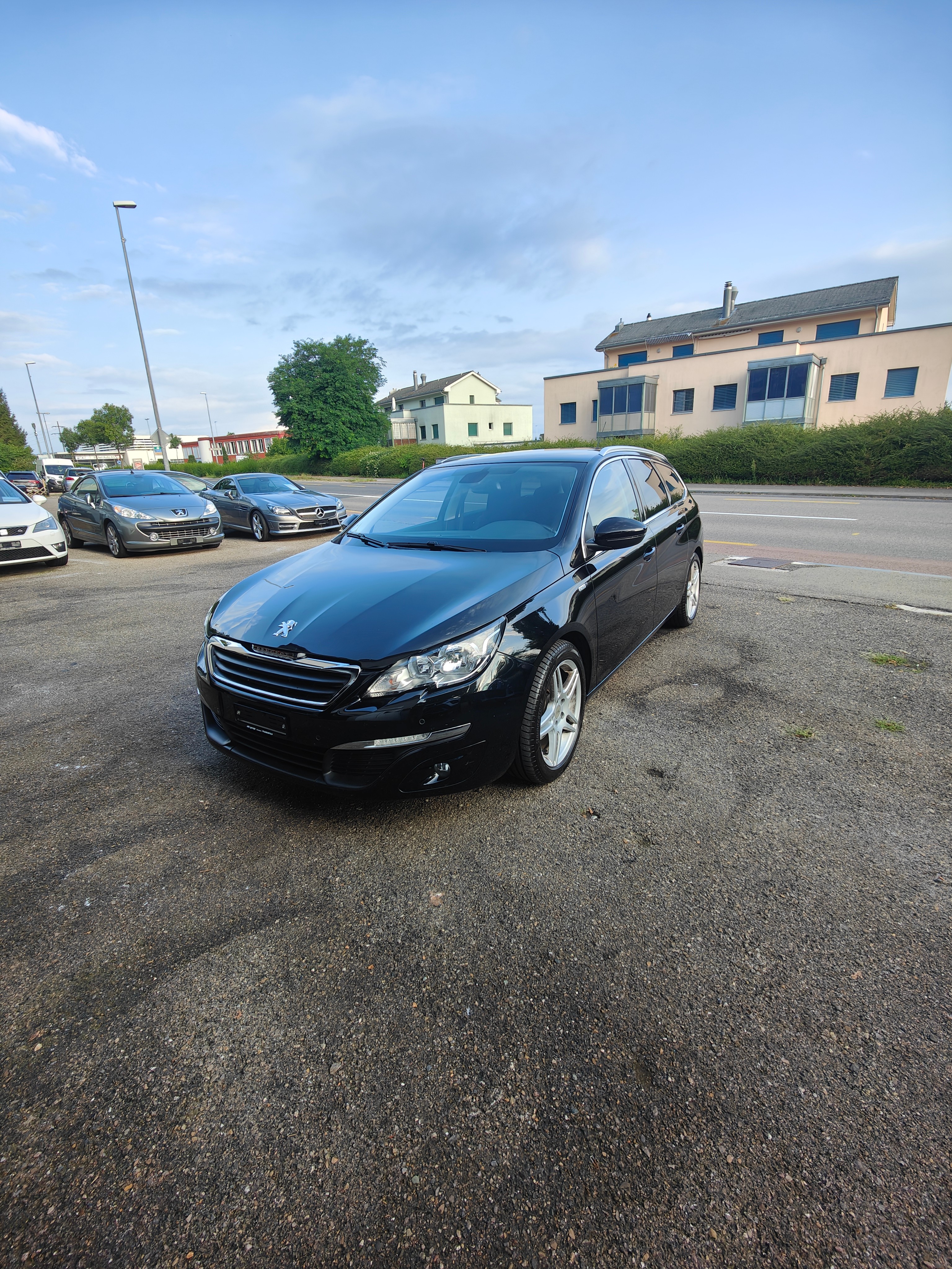 PEUGEOT 308 SW 1.2 THP Style Automatic