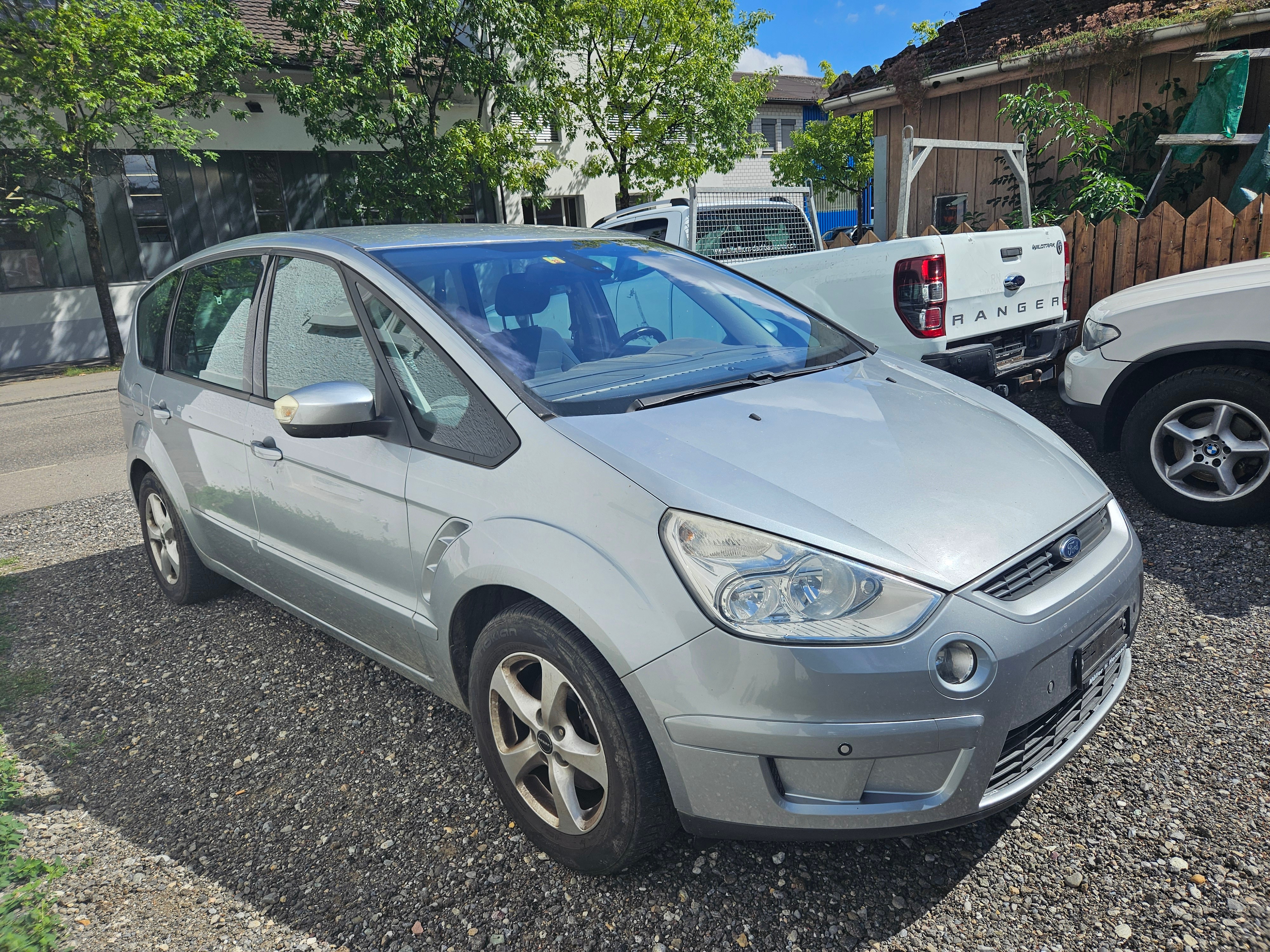 FORD S-Max 2.0i Titanium