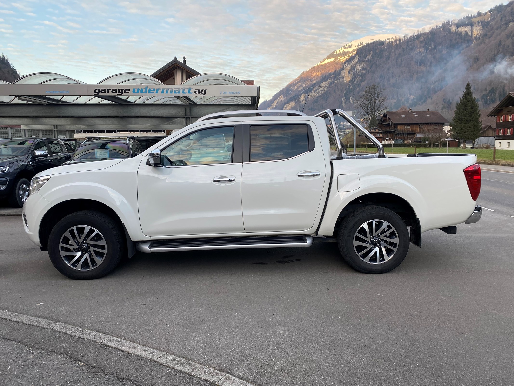 NISSAN Navara Double Cab Tekna 2.3 dCi 4WD Automatic