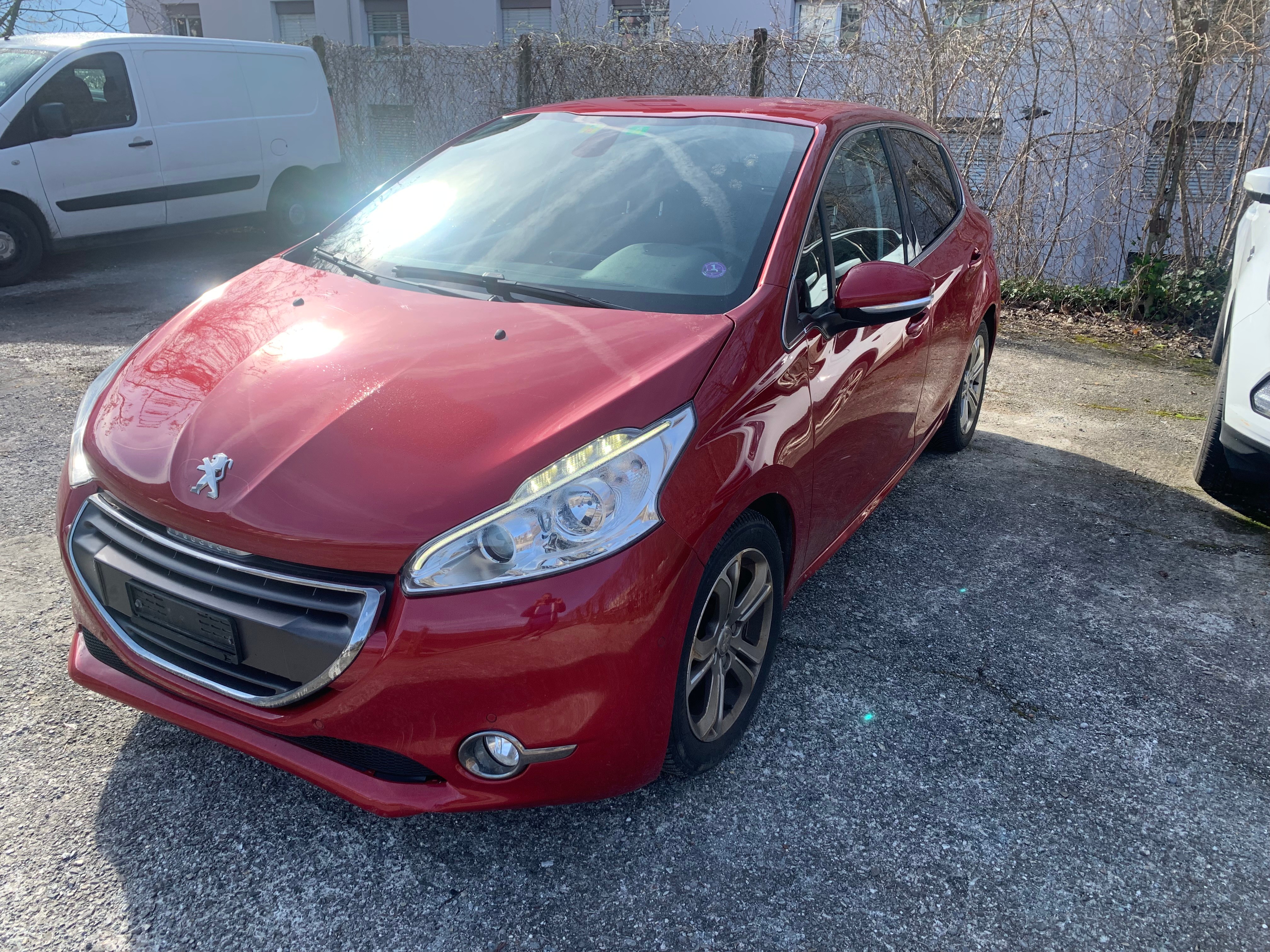 PEUGEOT 208 1.6 VTI Allure