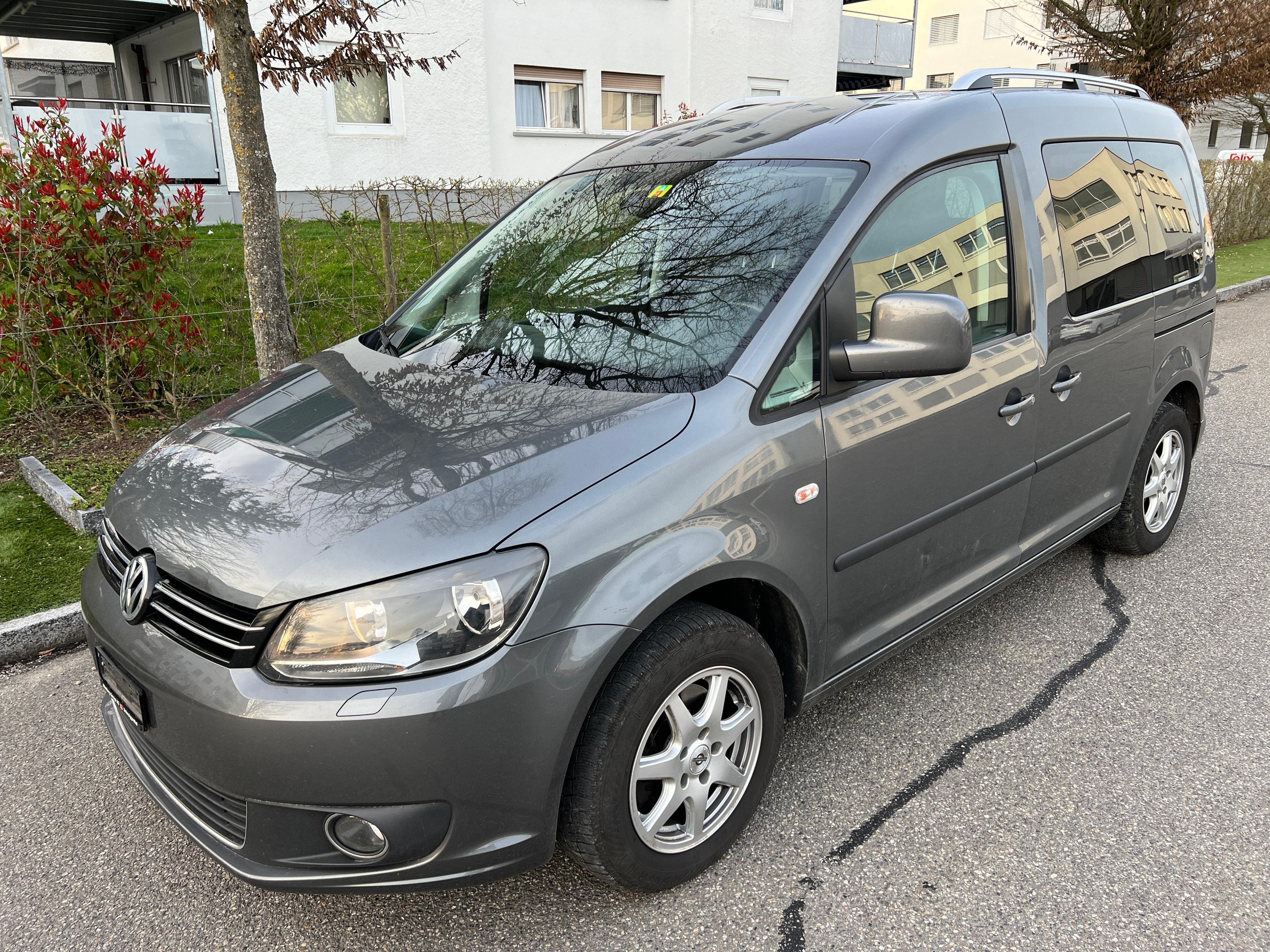 VW Caddy 1.6 TDI DSG