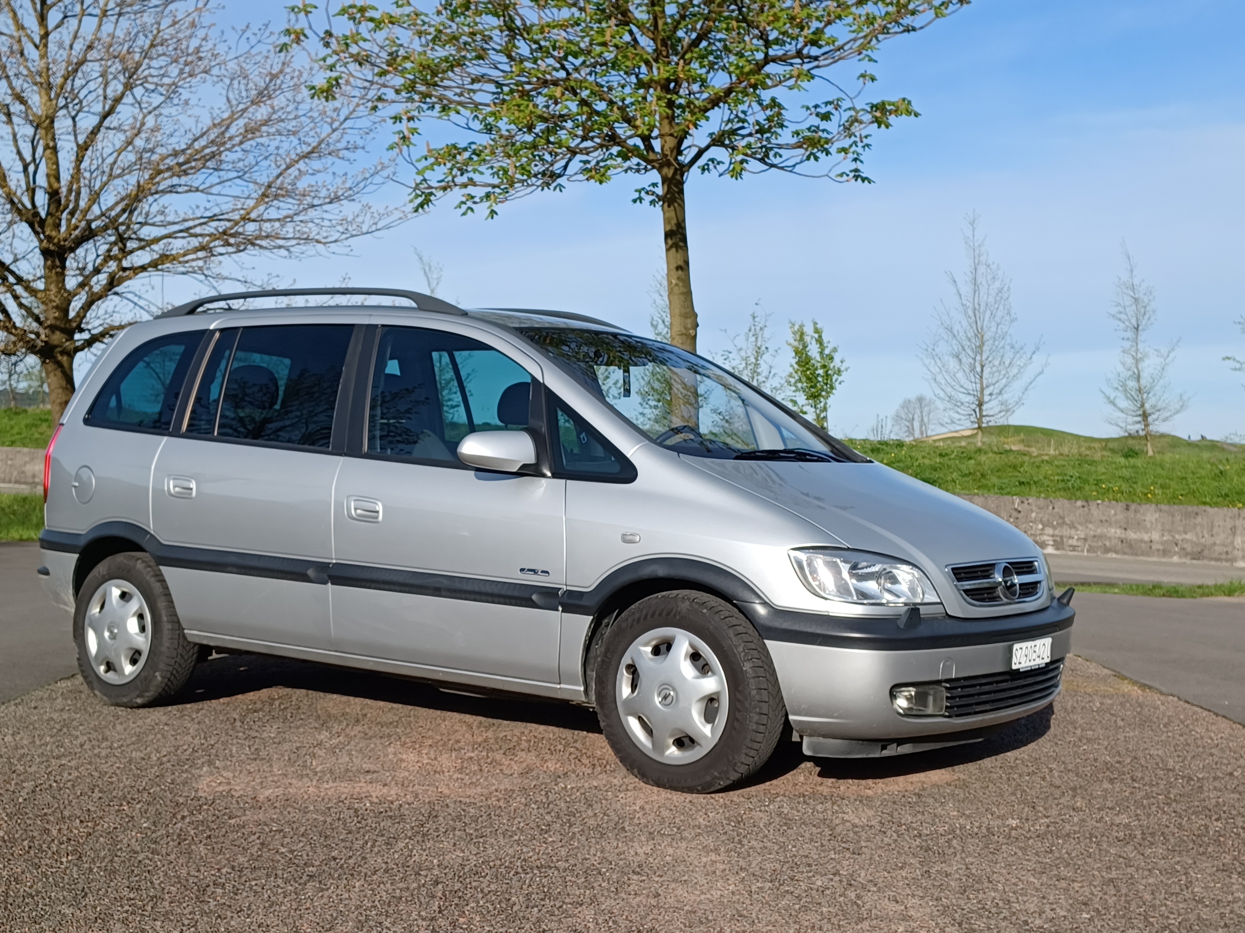 OPEL Zafira 1.8i 16V Comfort