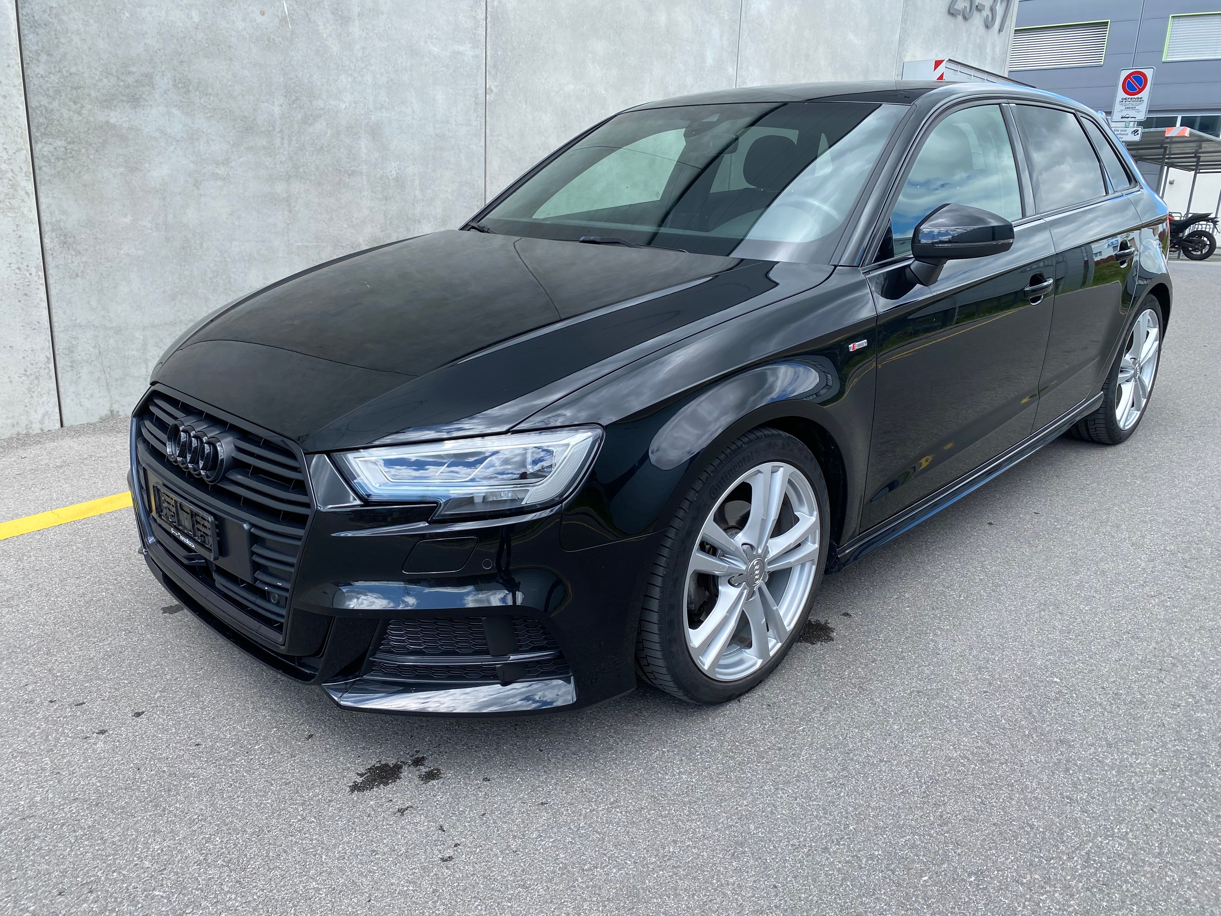 AUDI A3 Sportback 35 TFSI Sport S-Line(11)(M)