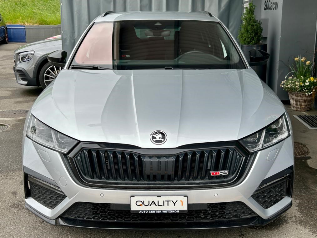 SKODA Octavia Combi 2.0 TSI DSG RS