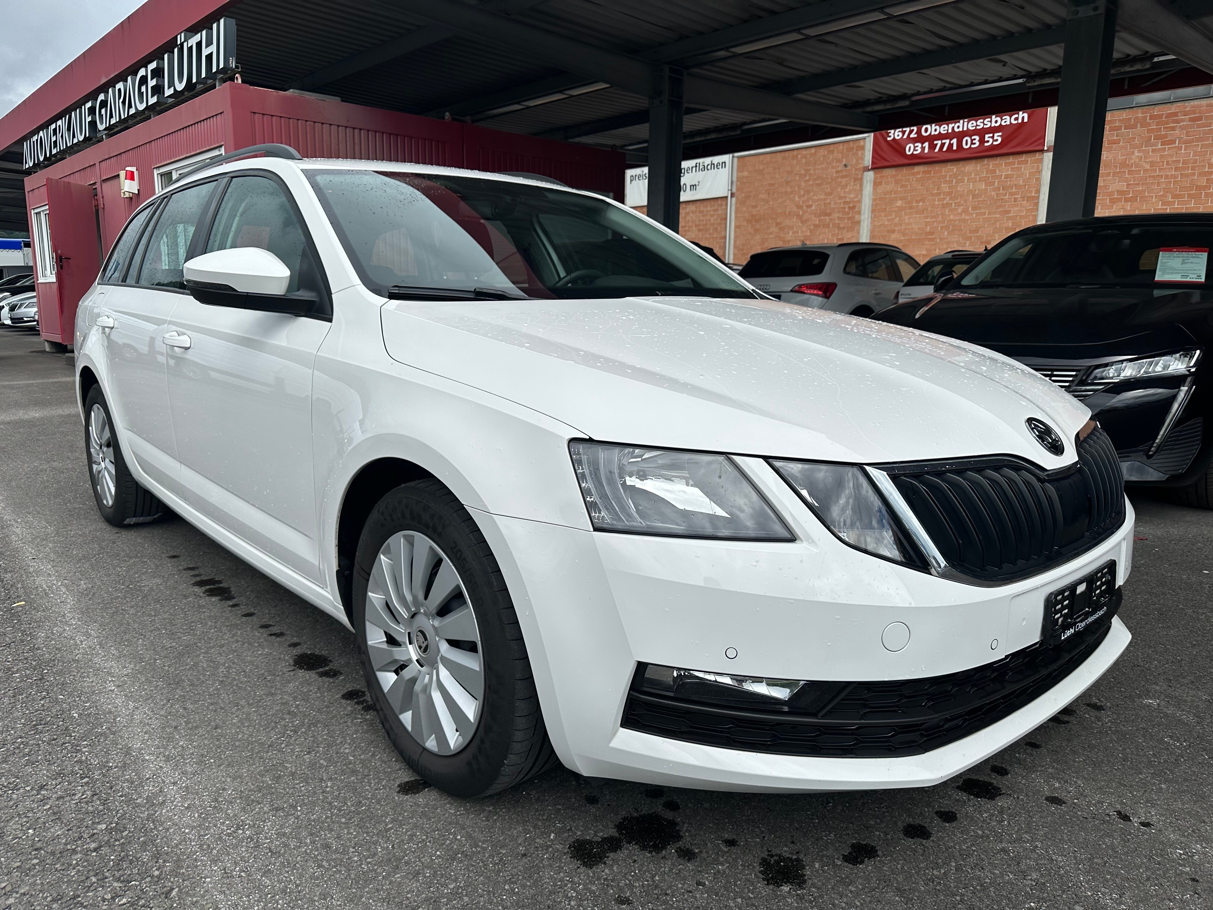 SKODA Octavia Combi 1.6 TDI Ambition DSG