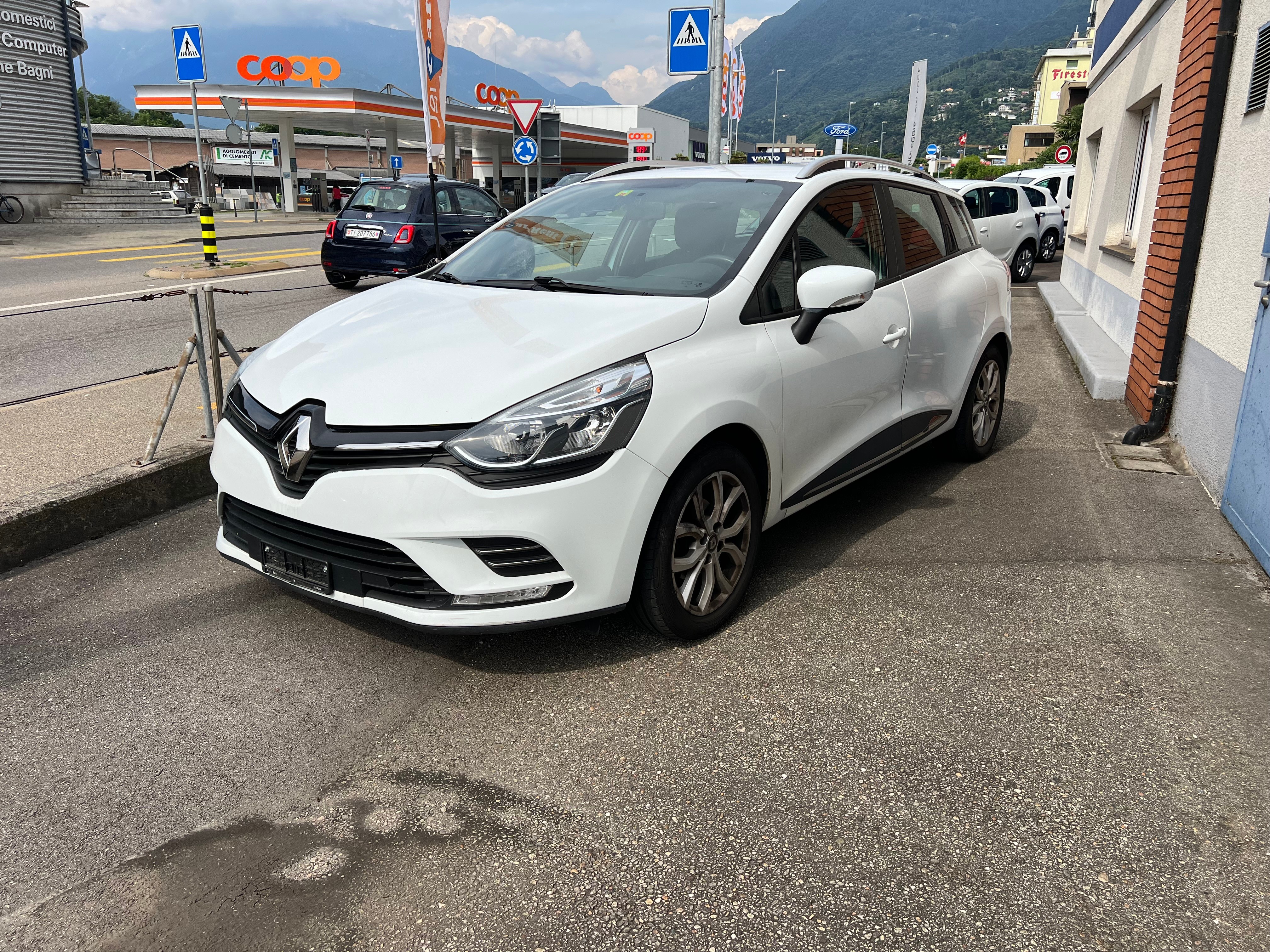 RENAULT Clio Grandtour 1.5 dCi Limited EDC