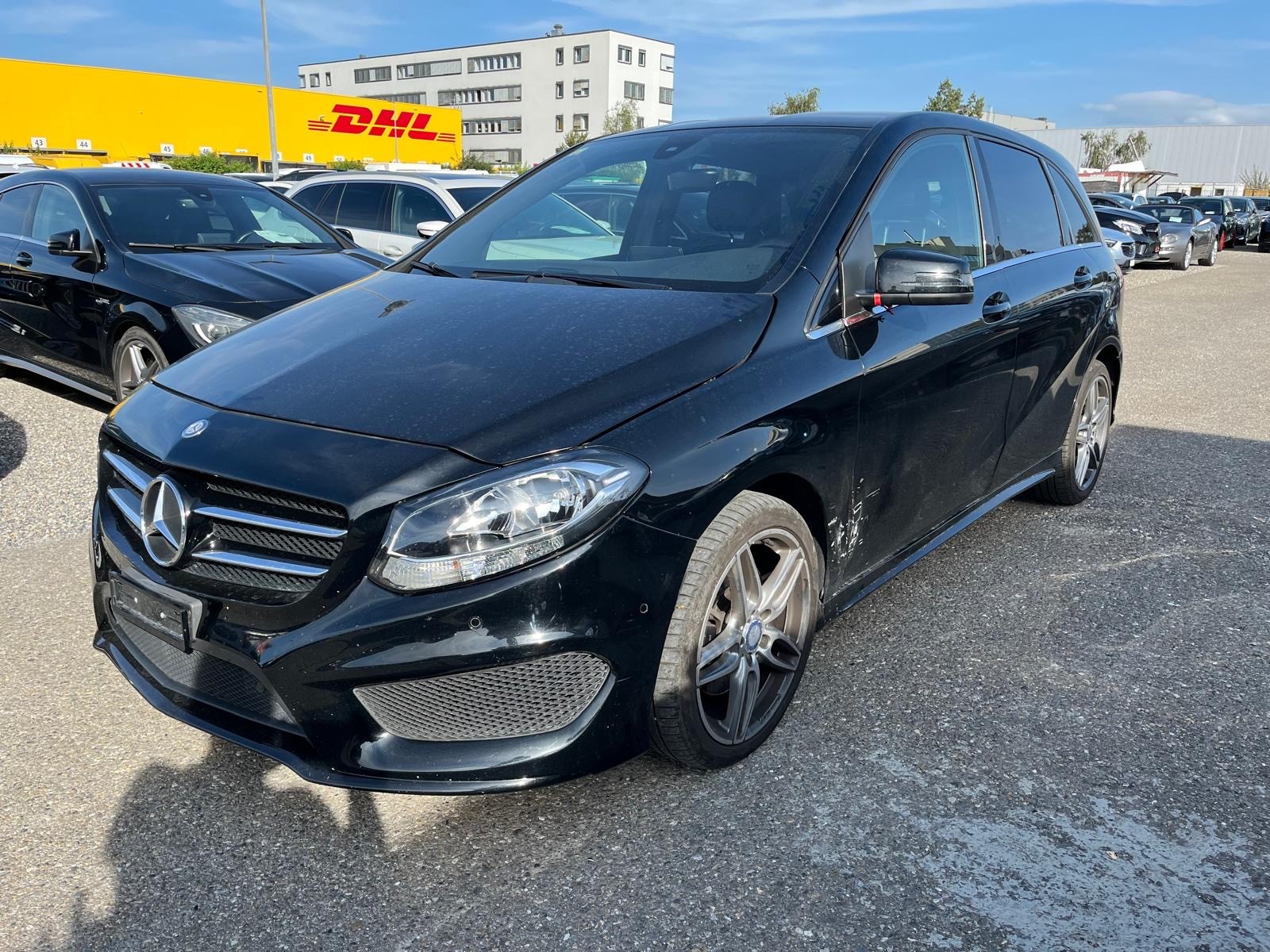 MERCEDES-BENZ B 250 AMG Line