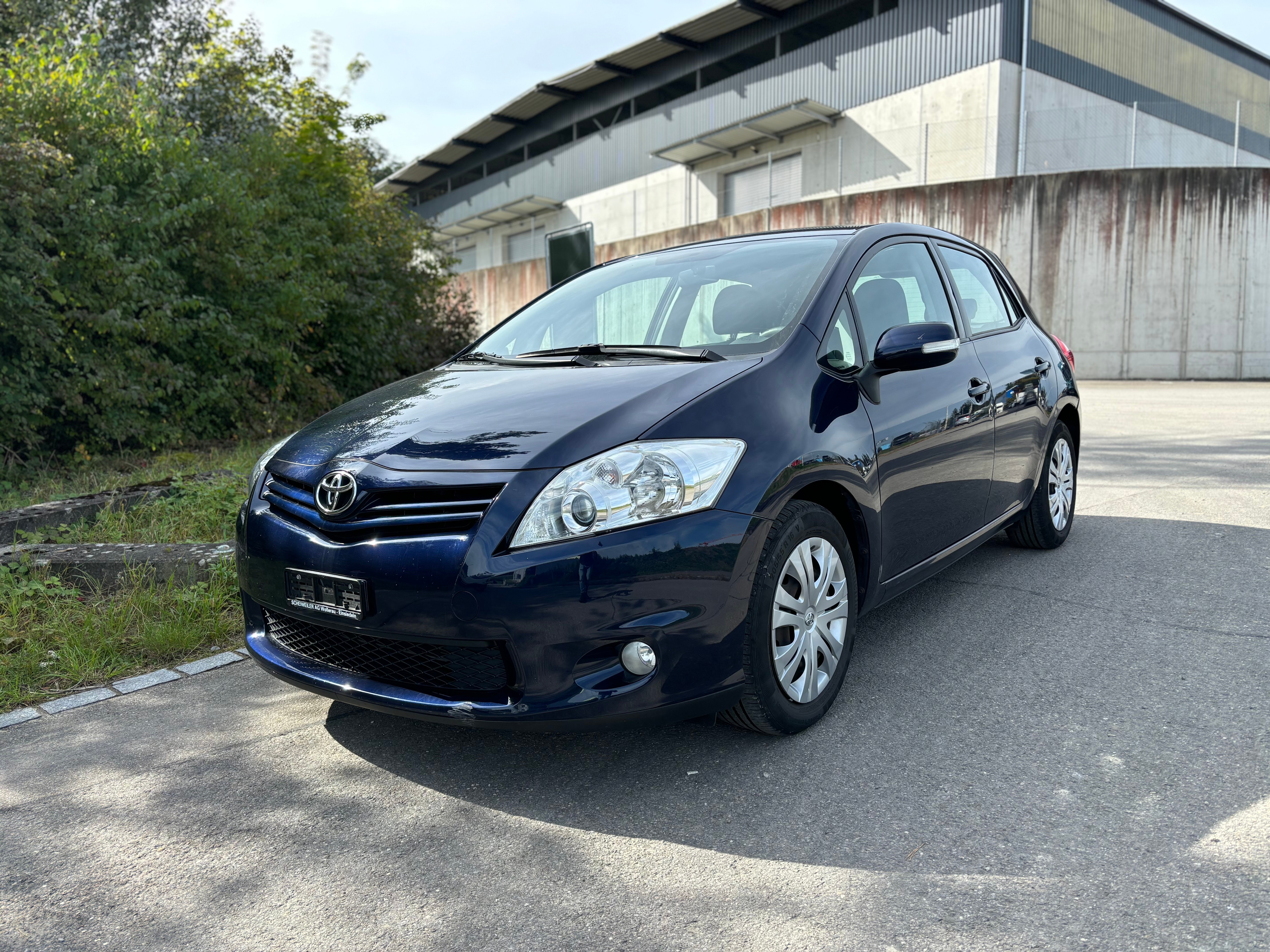 TOYOTA Auris 1.6 Linea Luna