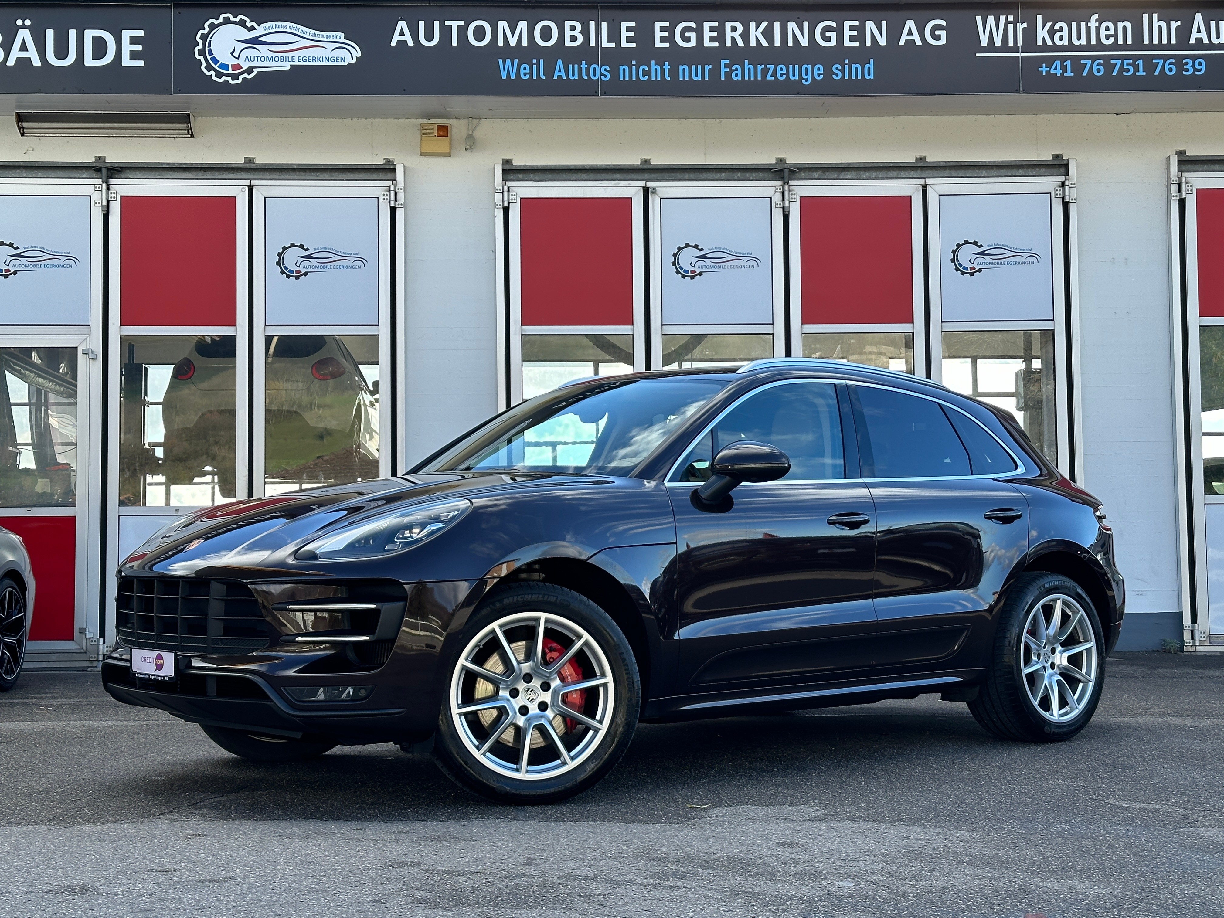 PORSCHE Macan Turbo PDK