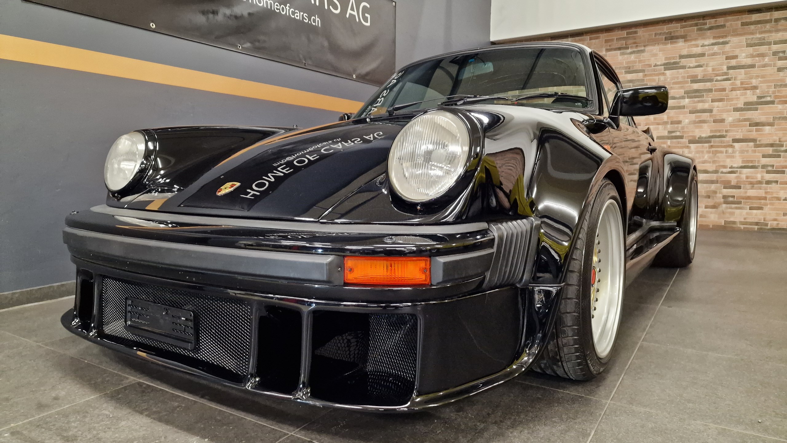 PORSCHE 911 930 3.3 Turbo