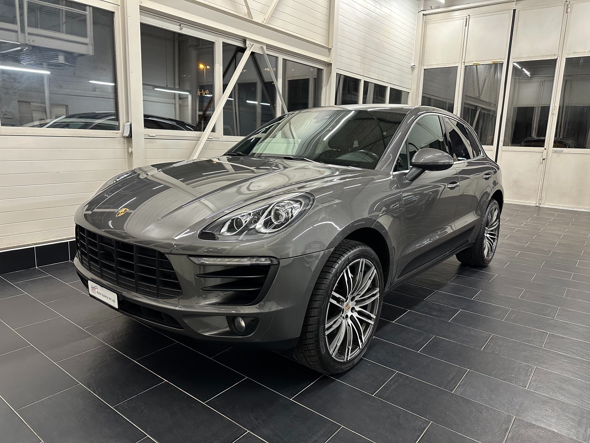 PORSCHE Macan S PDK